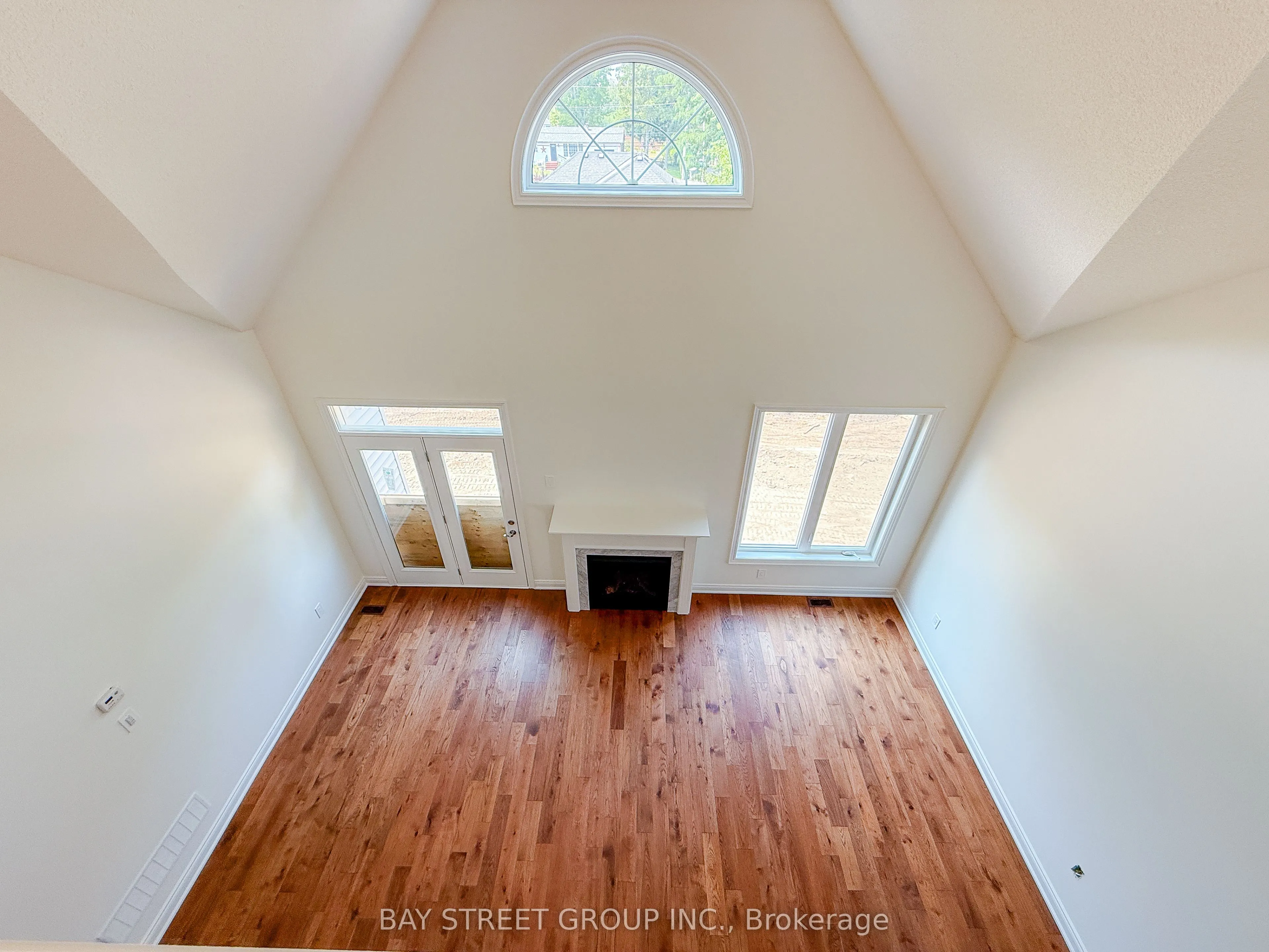 18 Shelson Place