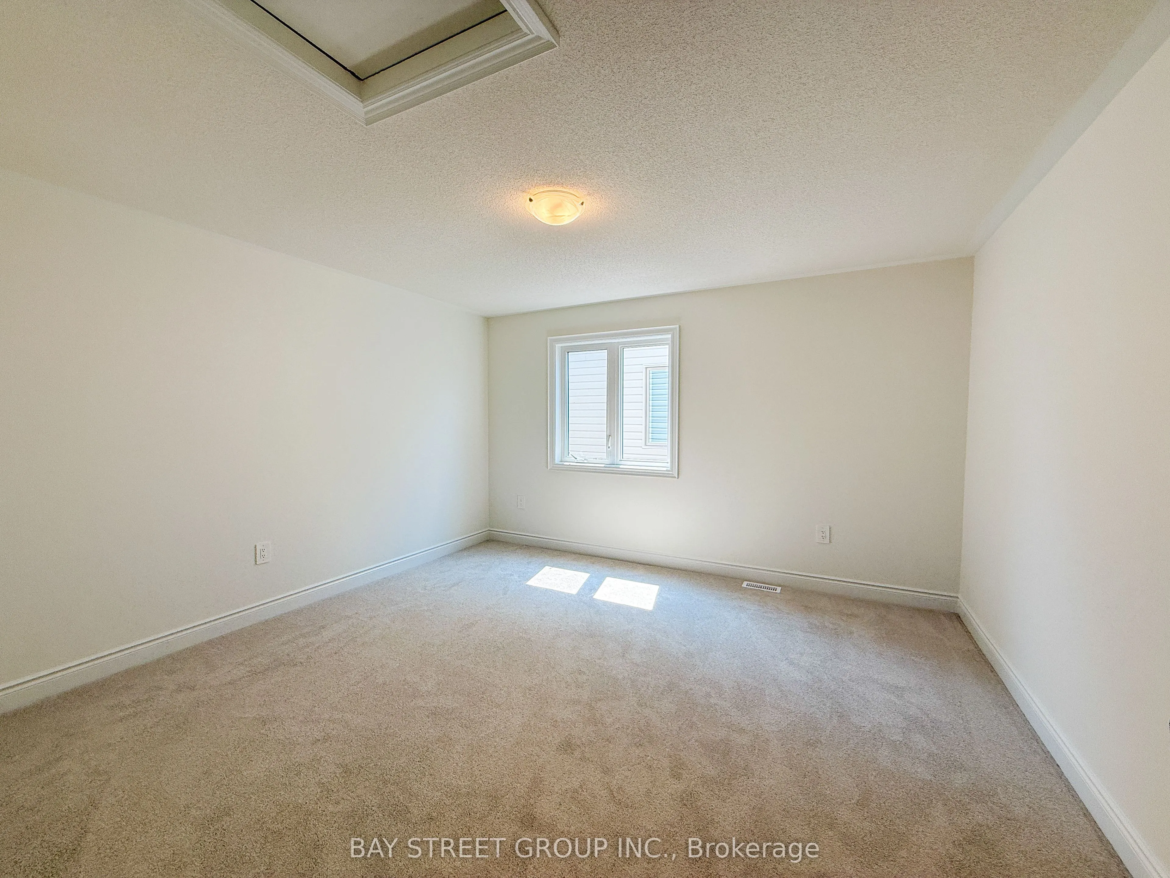 18 Shelson Place