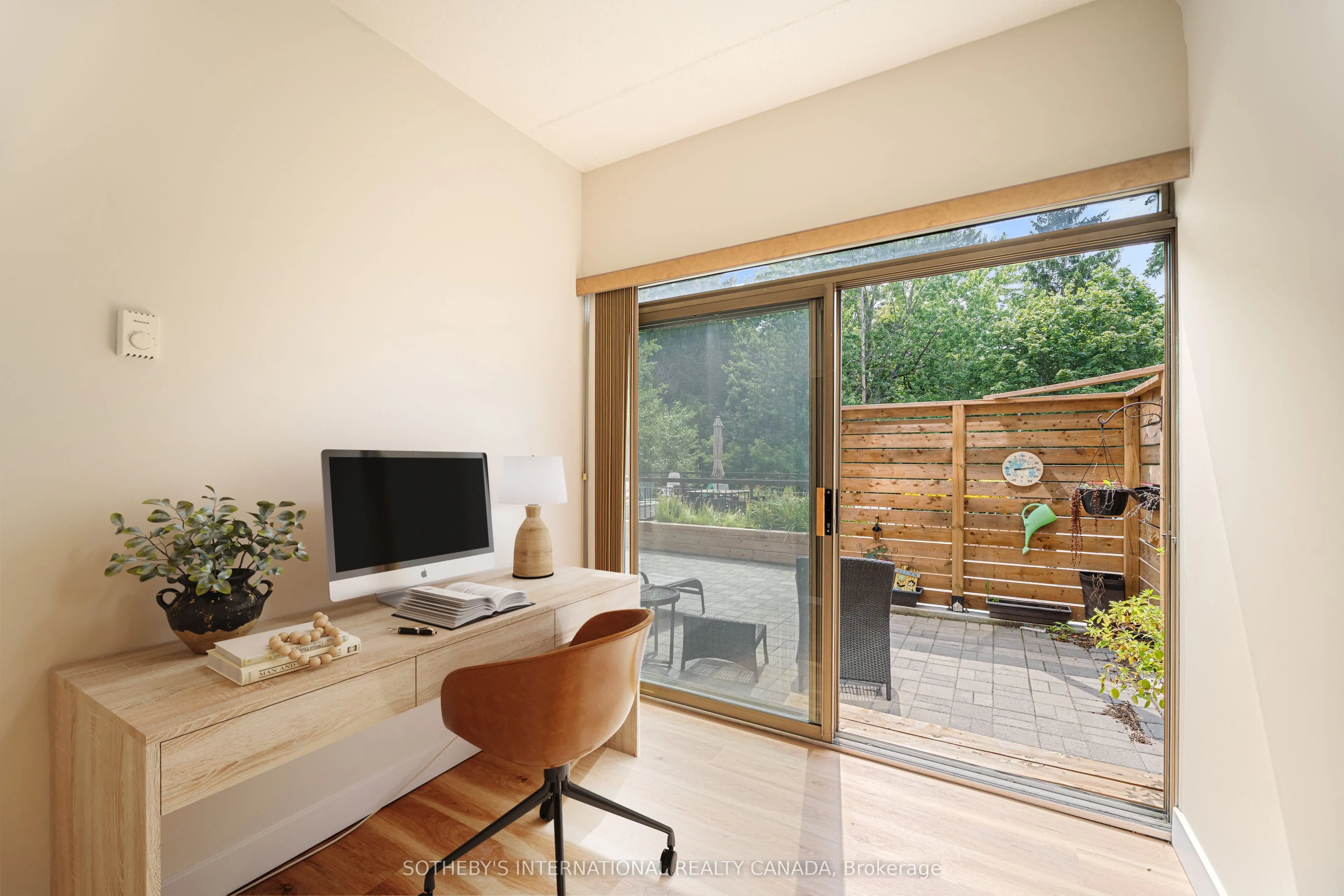 249 Major Mackenzie Drive E, #105