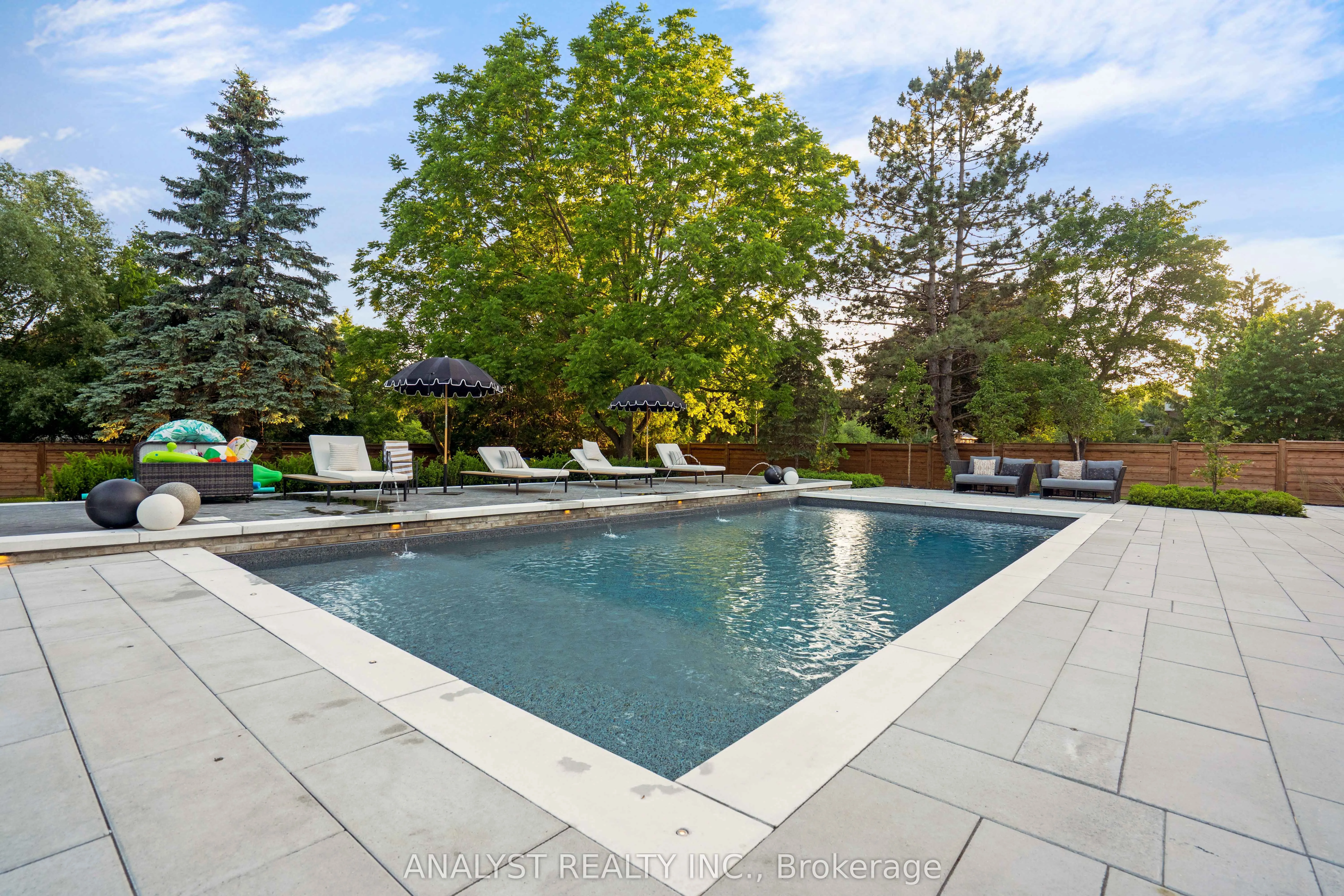 81 Ellis Avenue