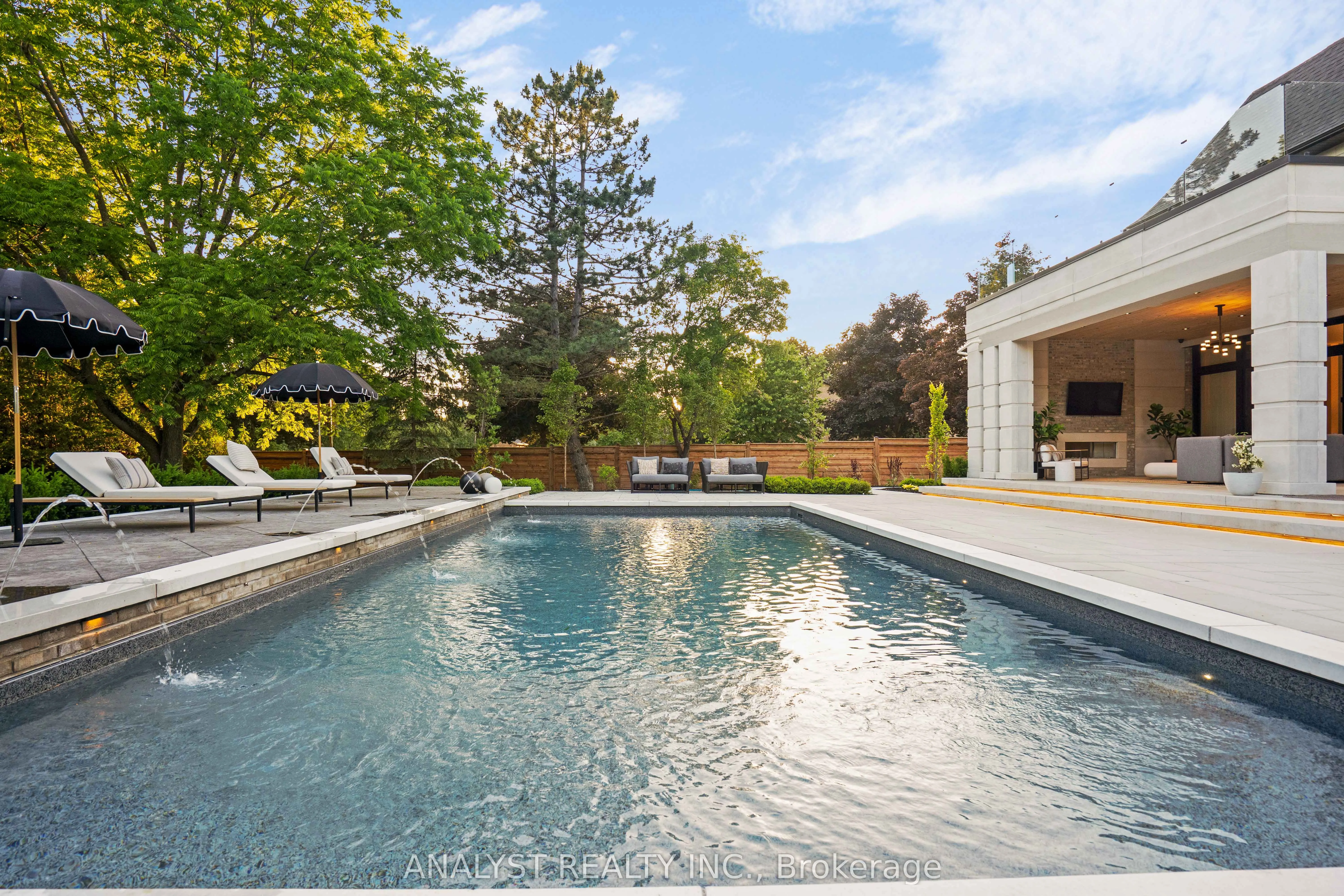 81 Ellis Avenue