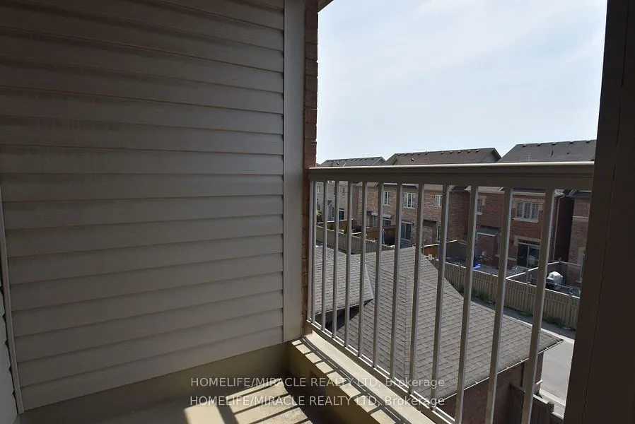 183 East's Corners Boulevard