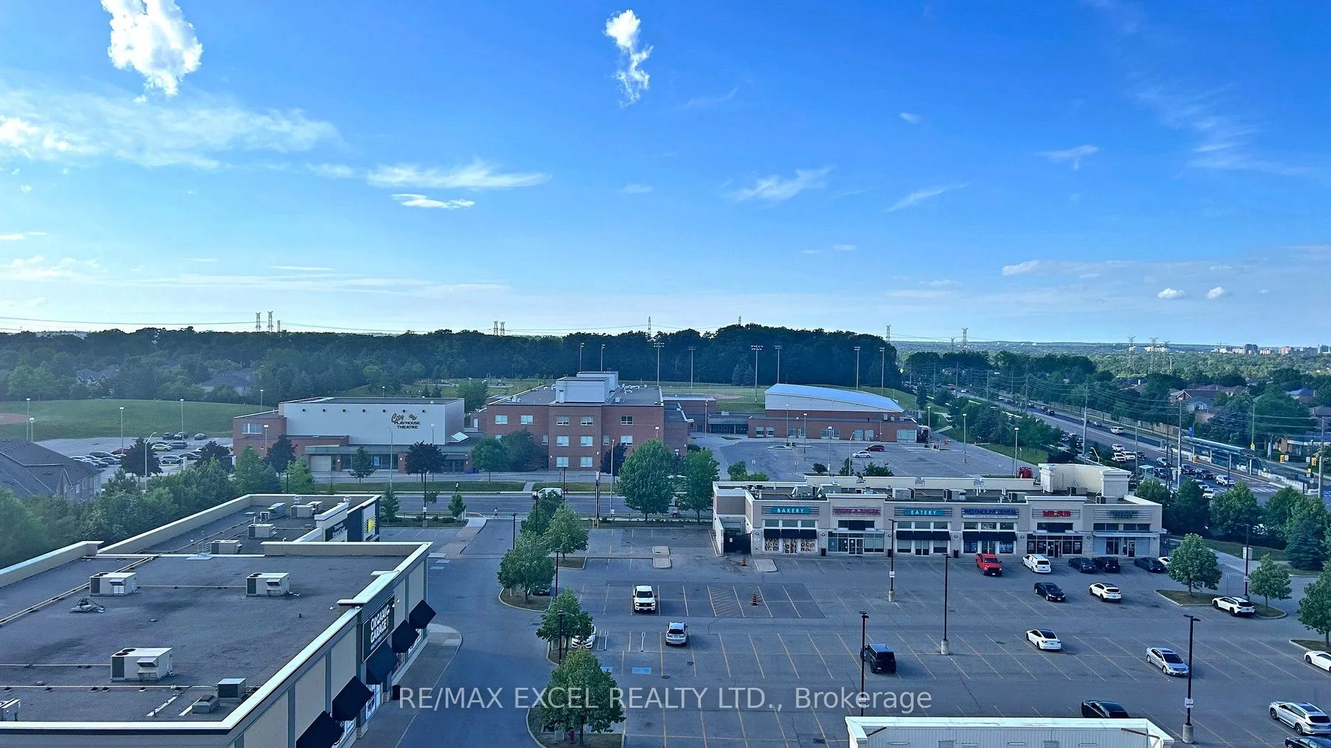 8 Beverley Glen Boulevard, #802