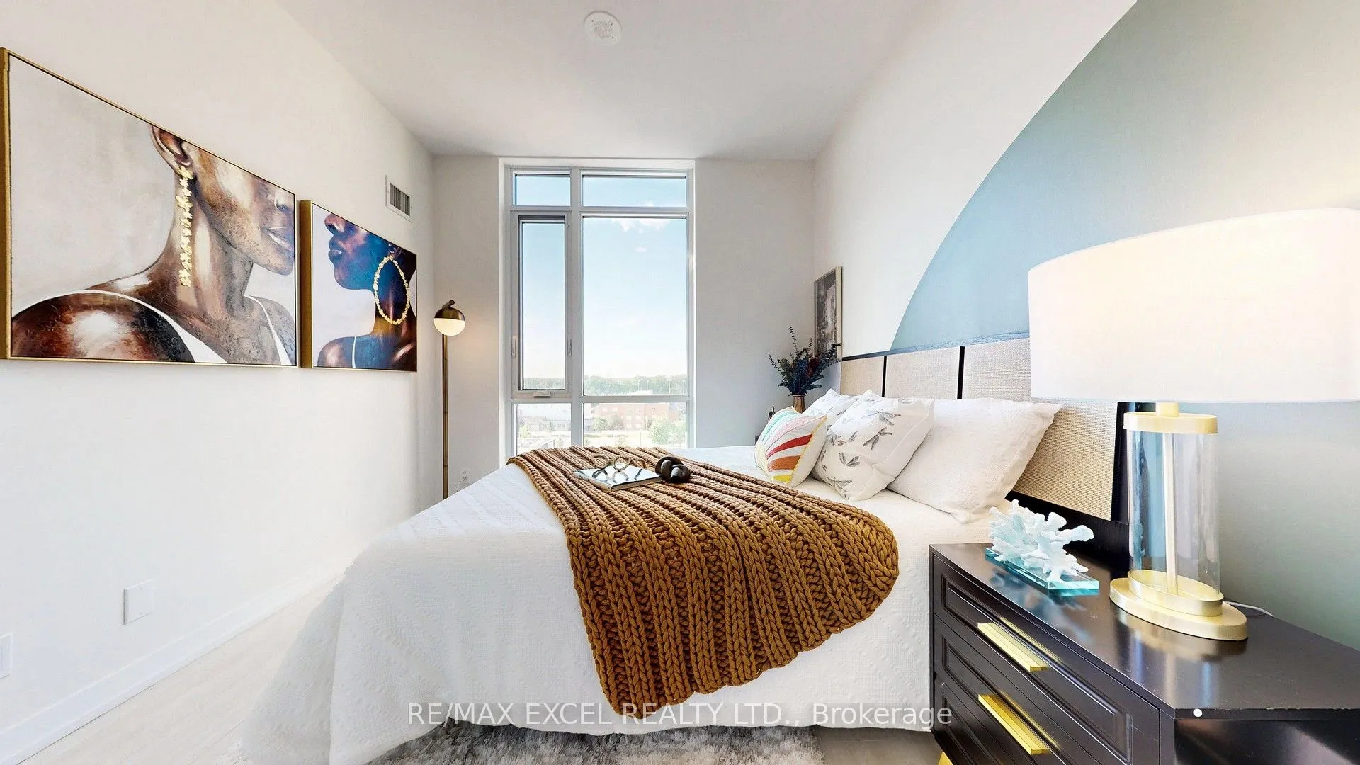 8 Beverley Glen Boulevard, #802