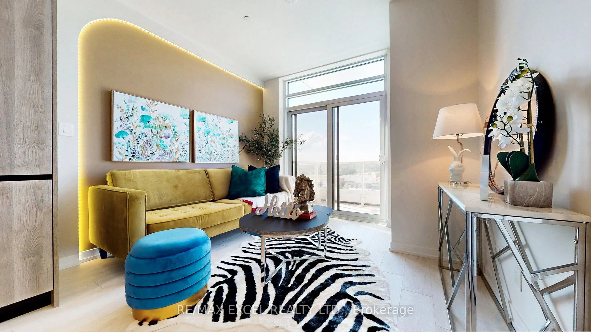 8 Beverley Glen Boulevard, #802