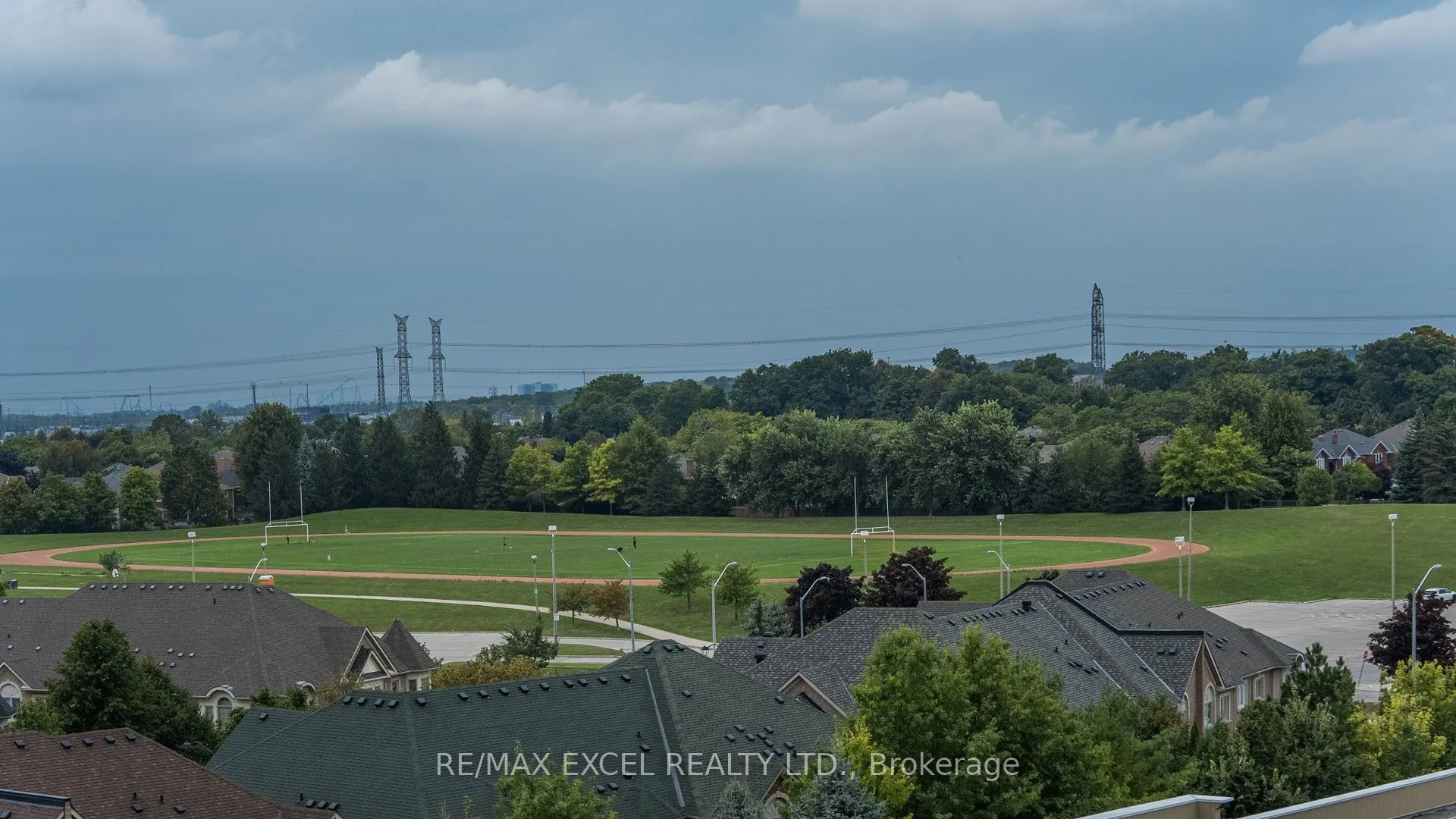 8 Beverley Glen Boulevard, #802