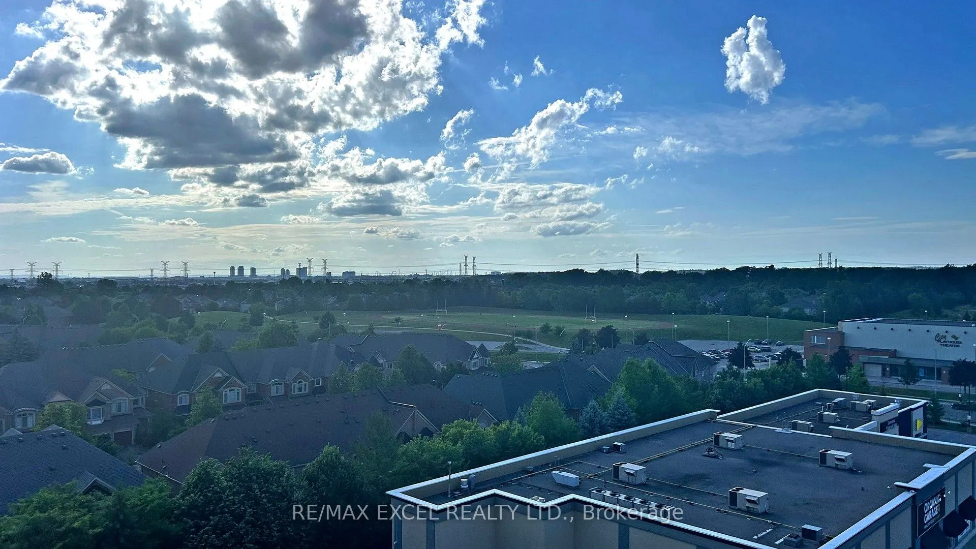8 Beverley Glen Boulevard, #802