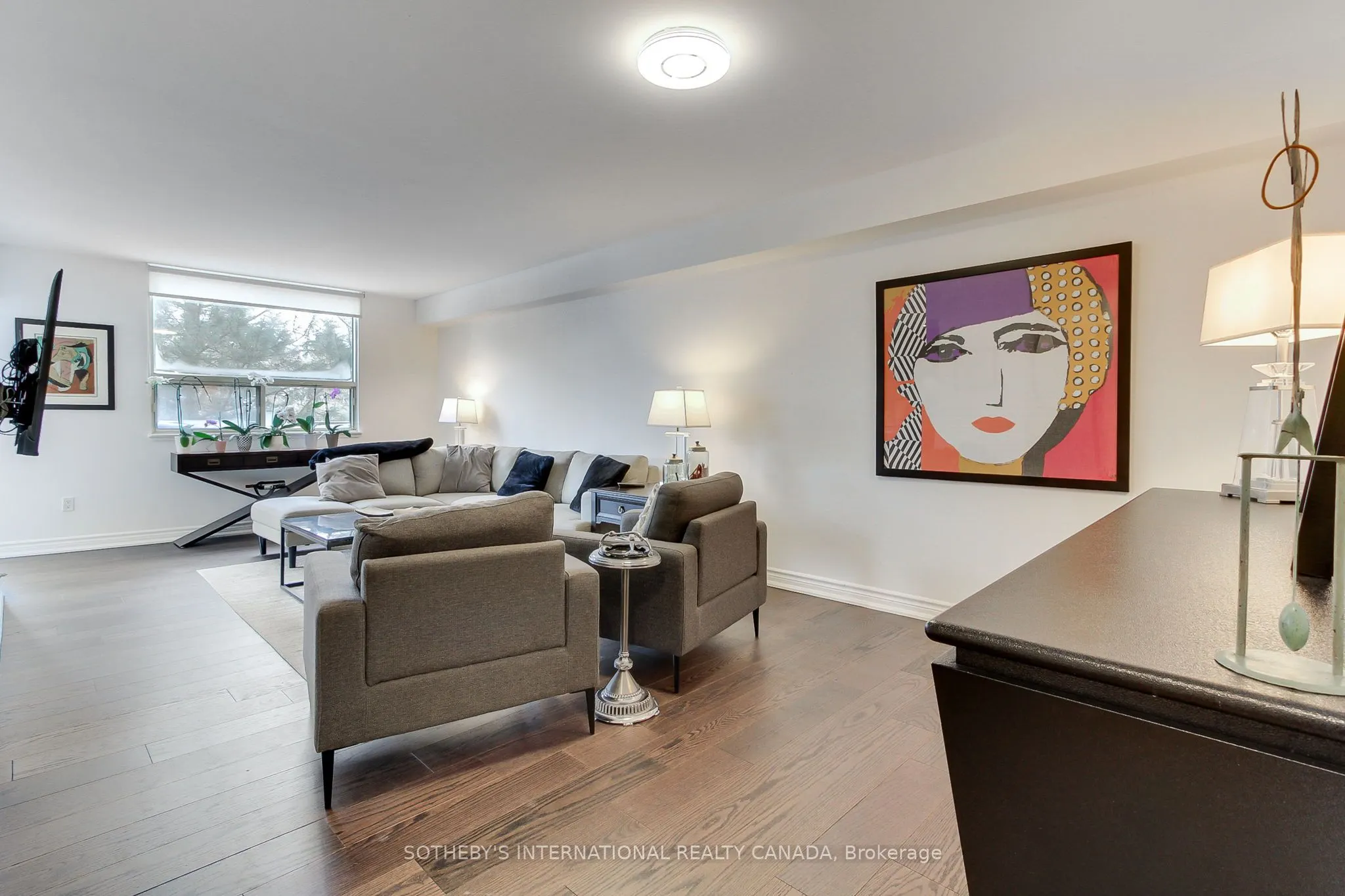 40 Harding Boulevard W, #301