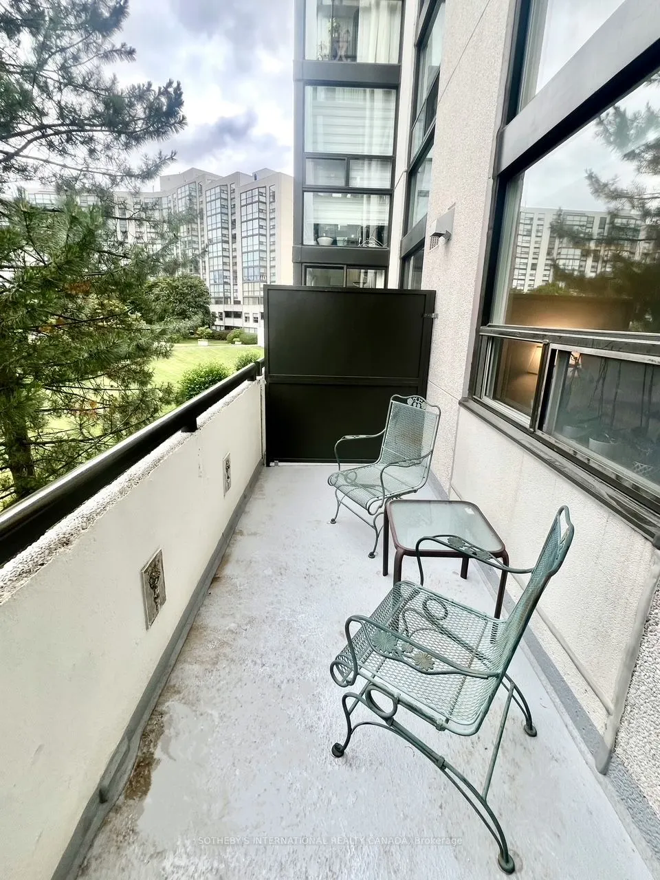 40 Harding Boulevard W, #301