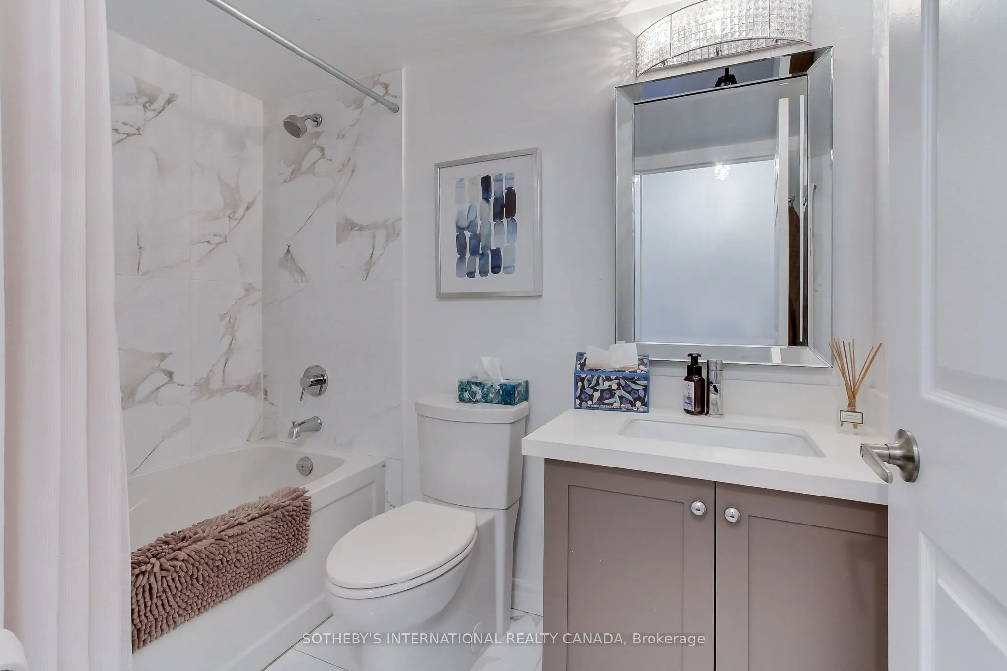 40 Harding Boulevard W, #301