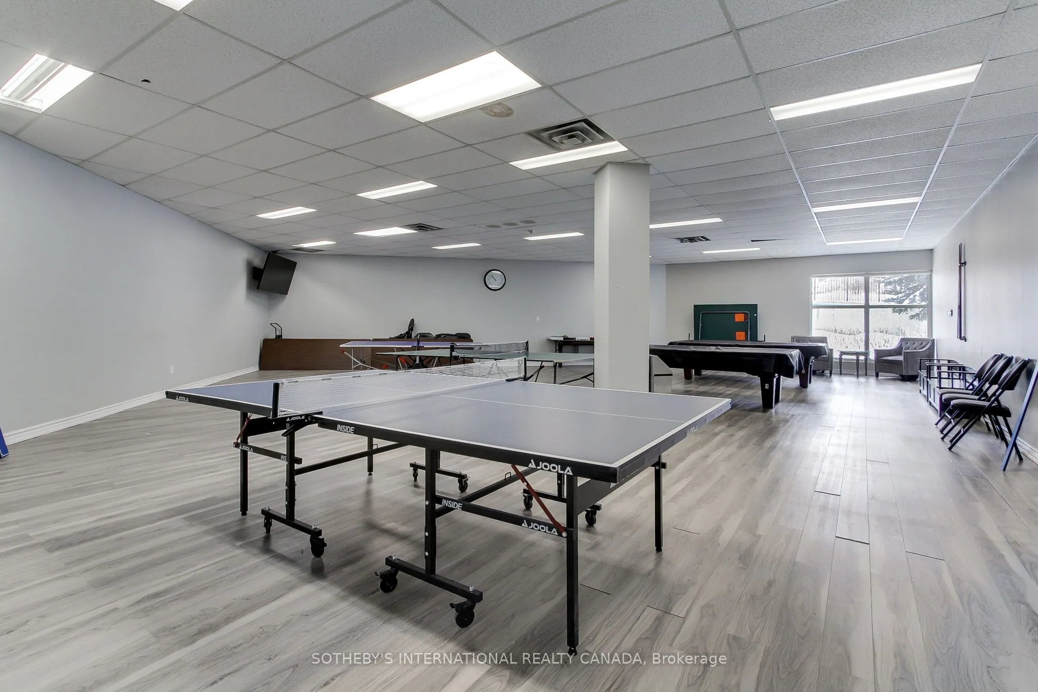 40 Harding Boulevard W, #301
