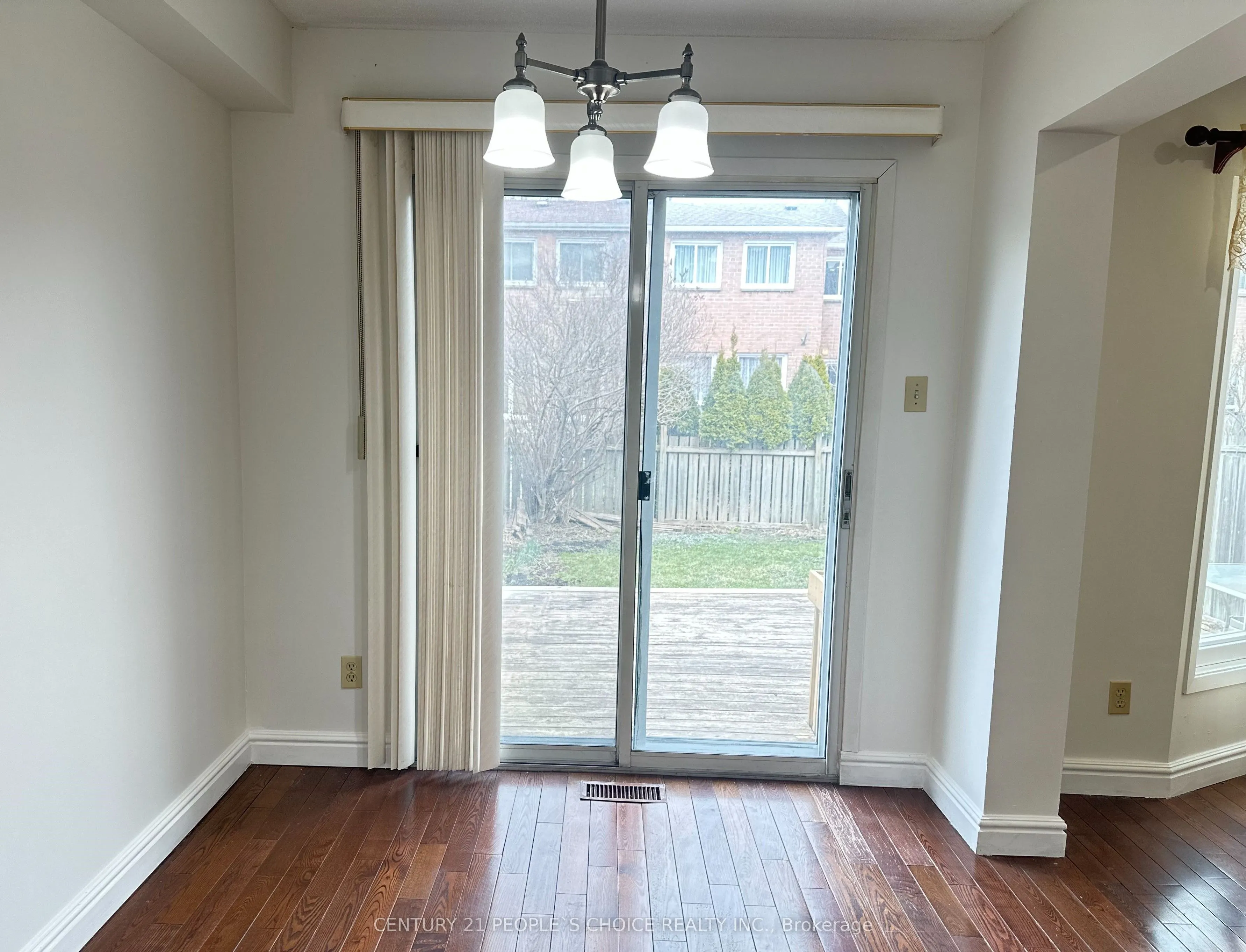 152 Observatory Lane