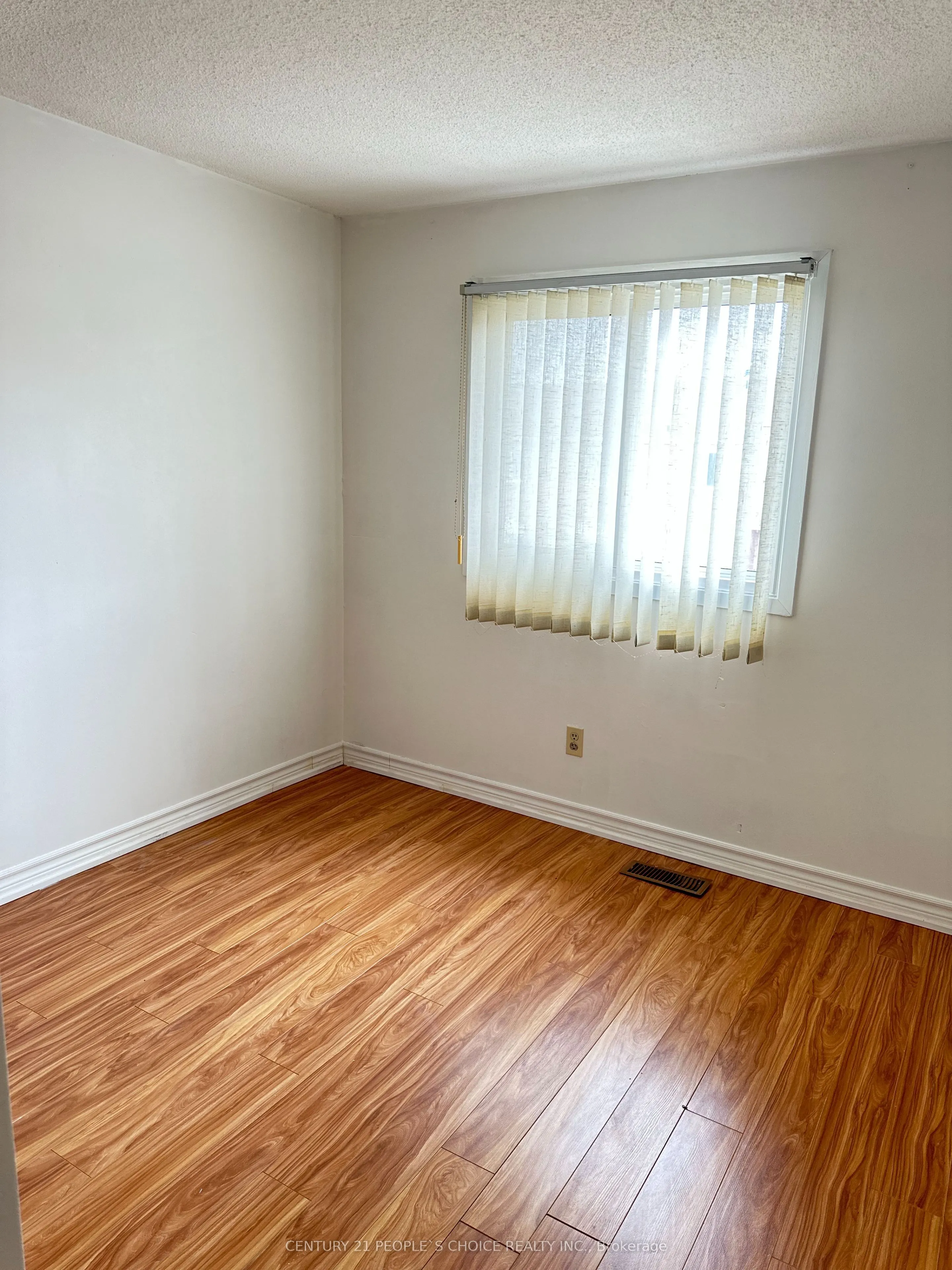 152 Observatory Lane