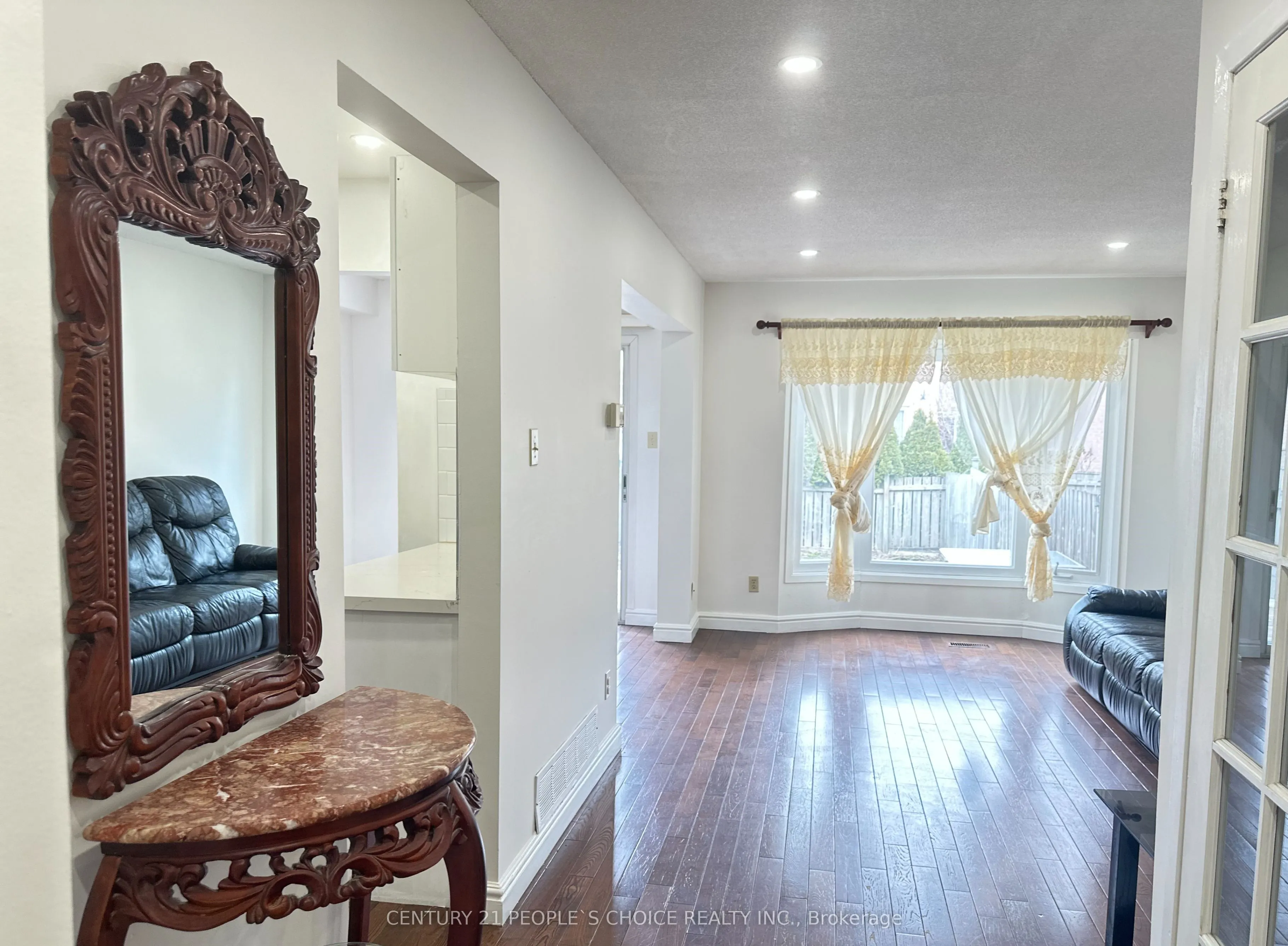 152 Observatory Lane