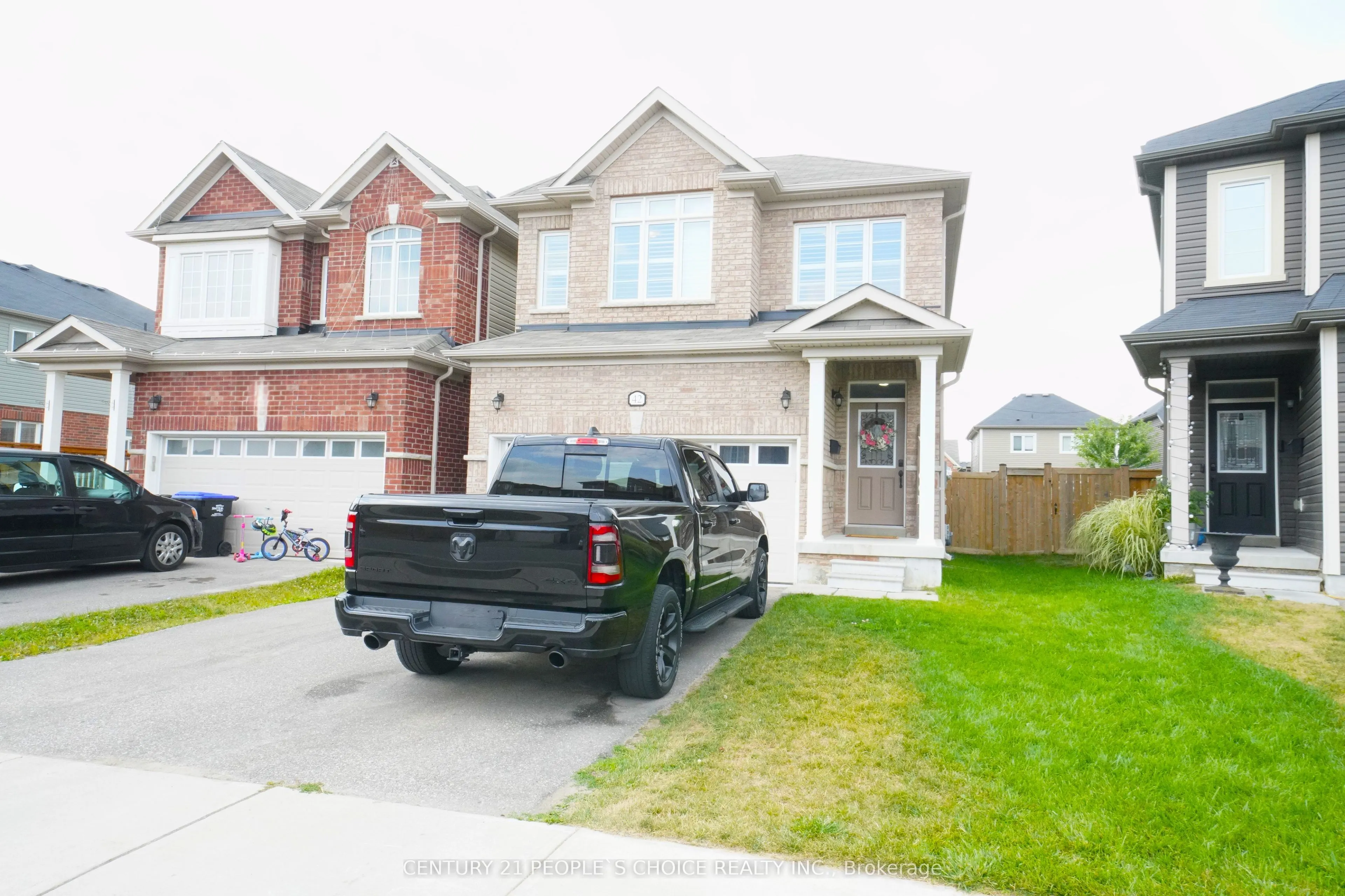 42 Hutton Crescent