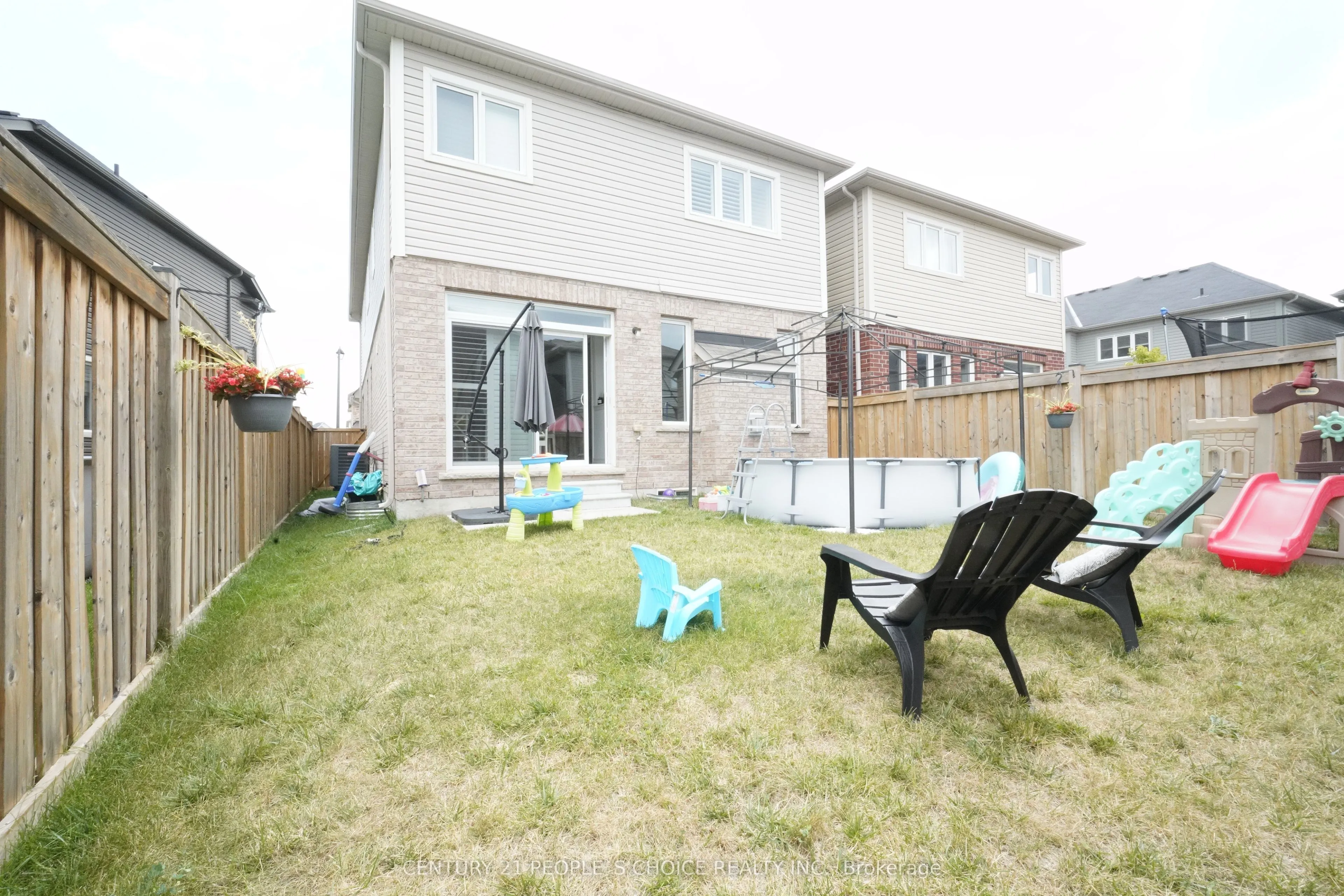 42 Hutton Crescent