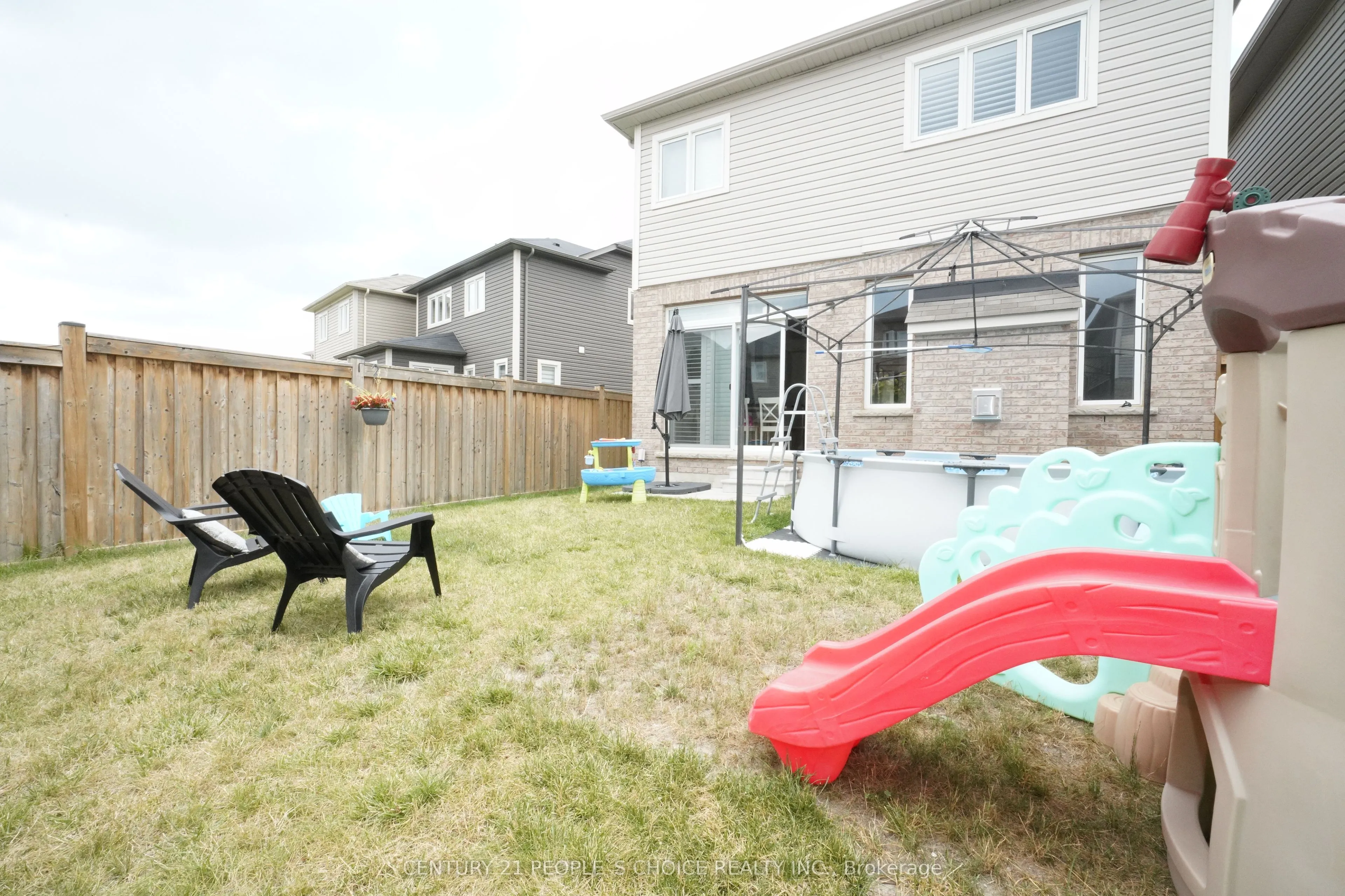 42 Hutton Crescent