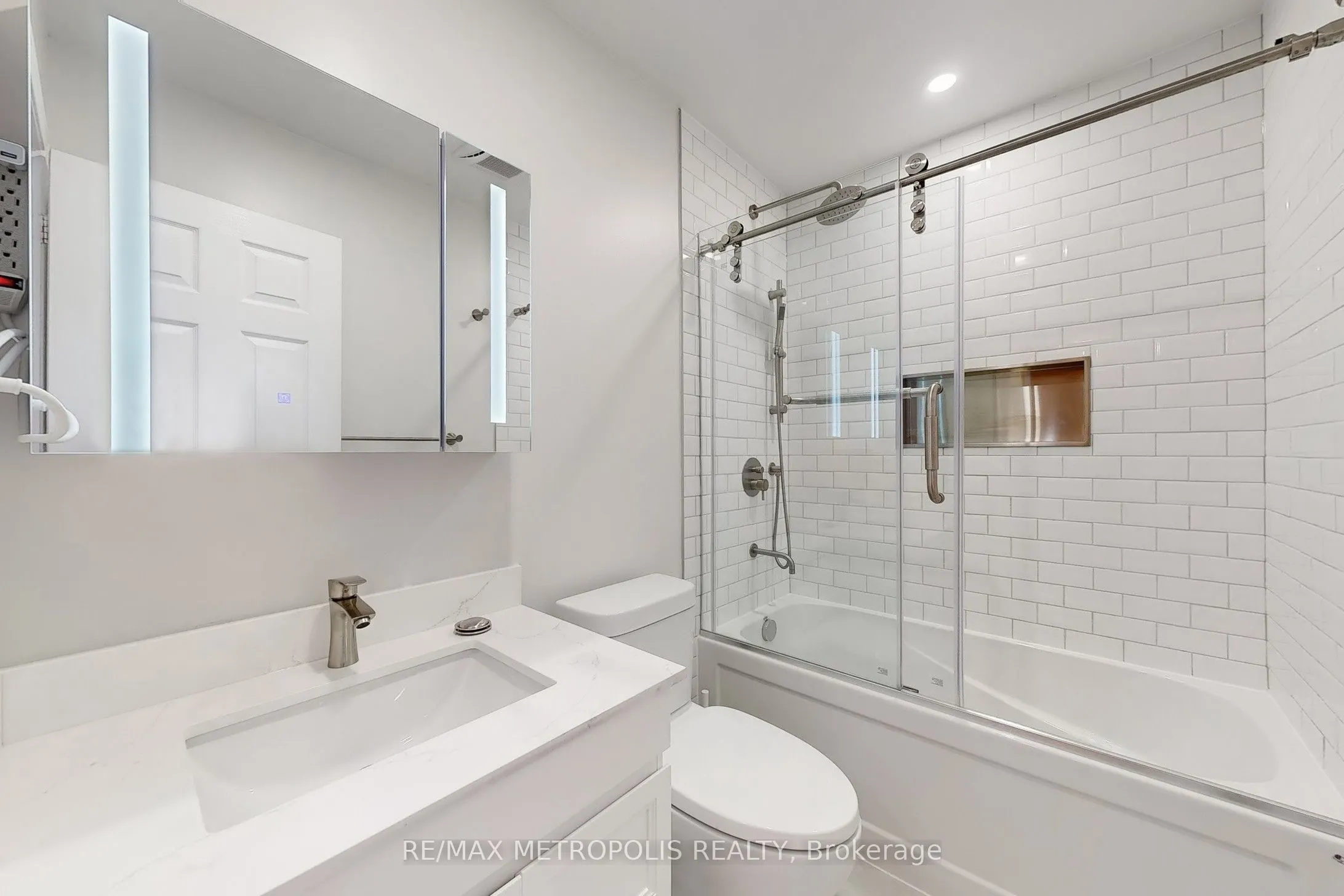 175 Roxbury Street