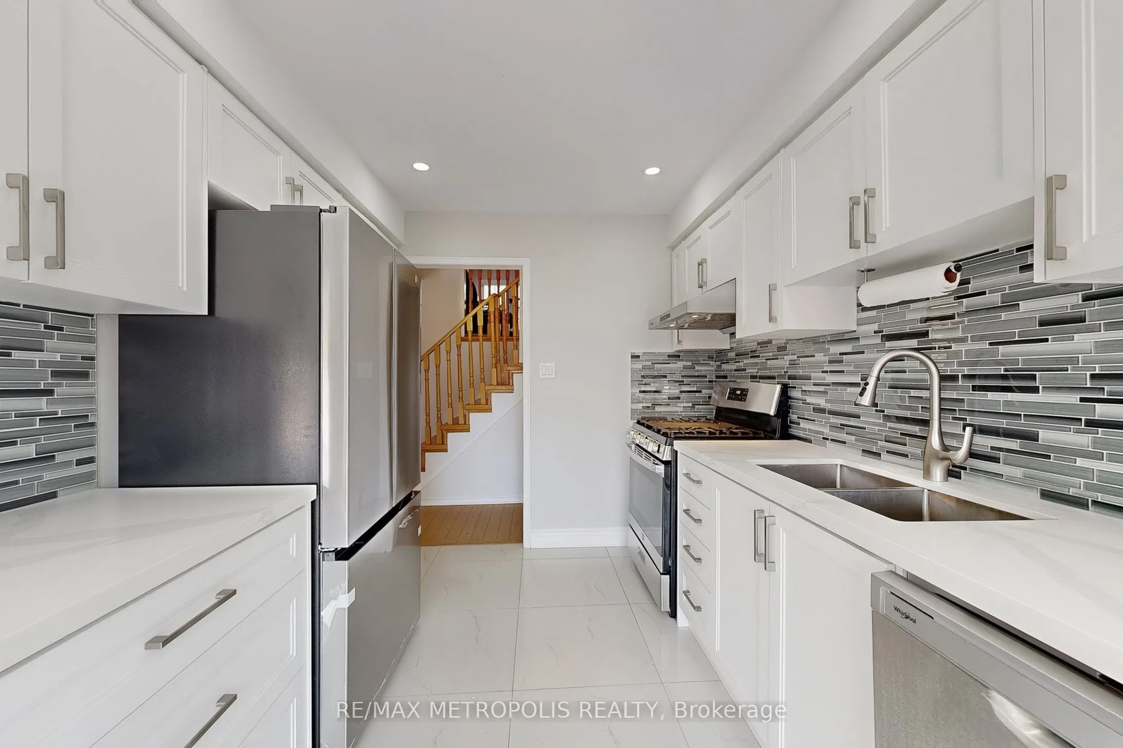 175 Roxbury Street