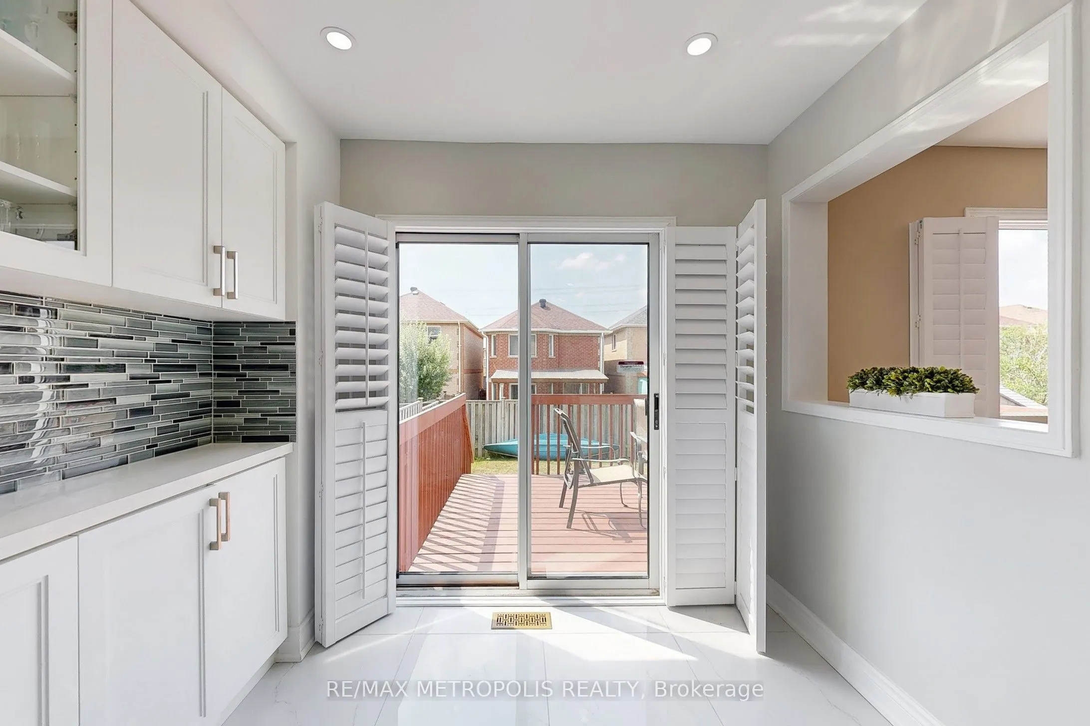 175 Roxbury Street