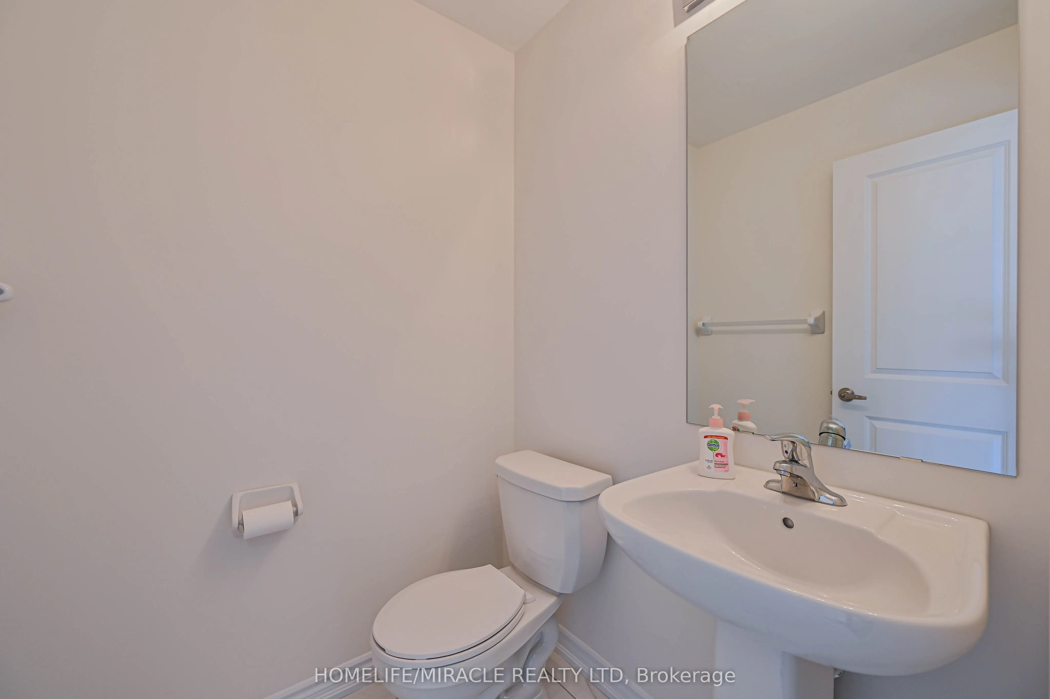 1653 Corsal Court