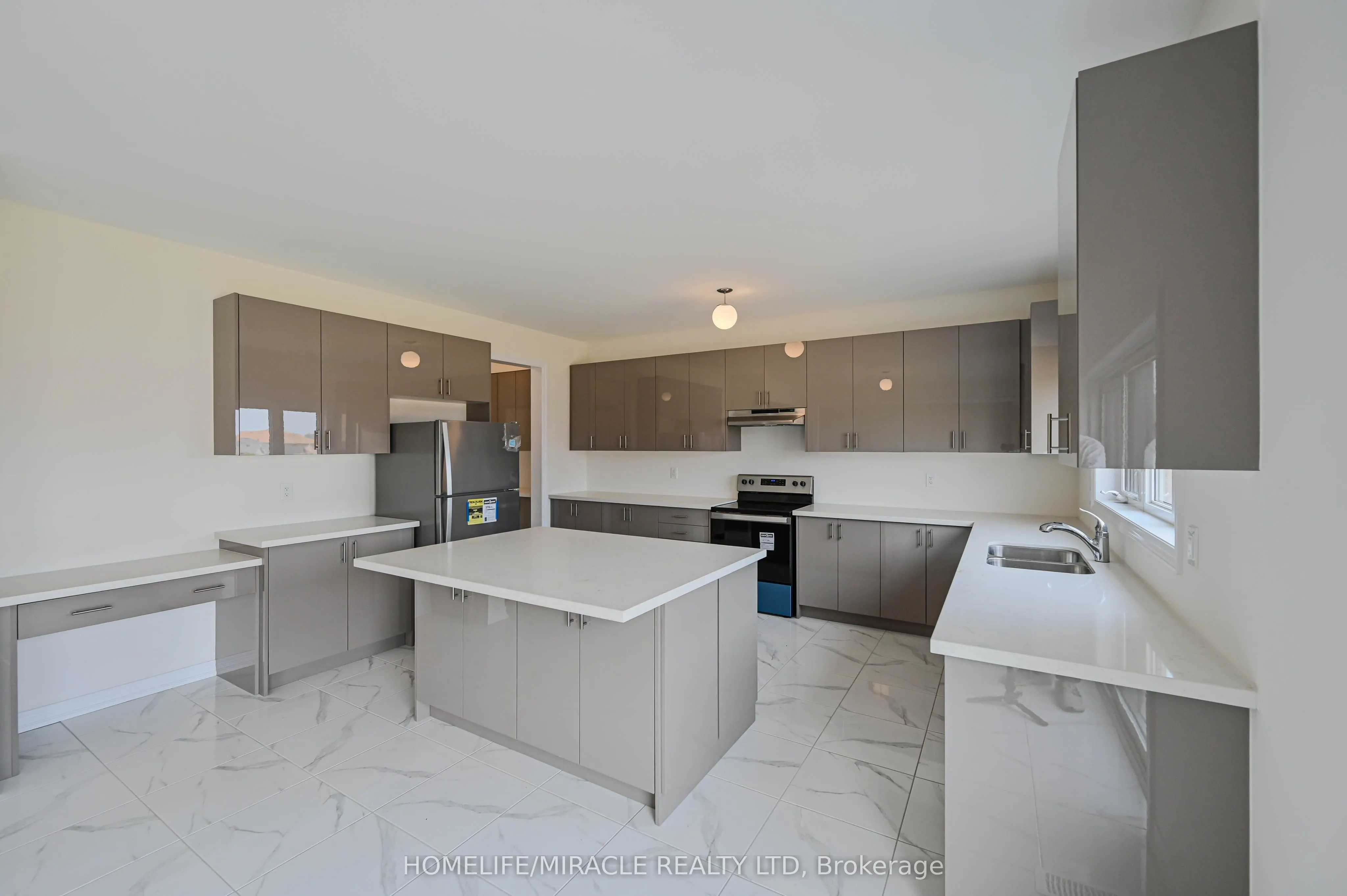 1653 Corsal Court