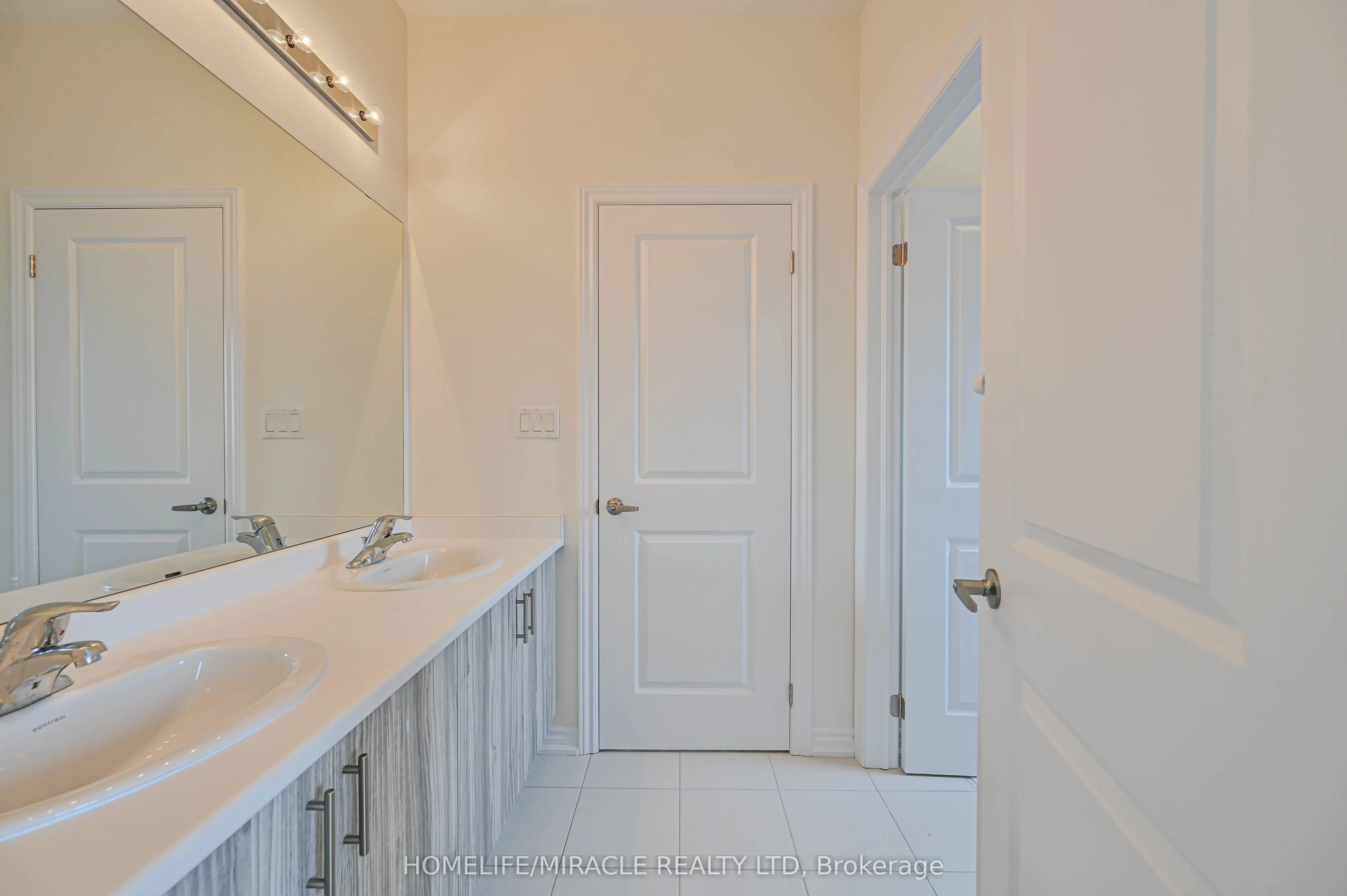 1653 Corsal Court