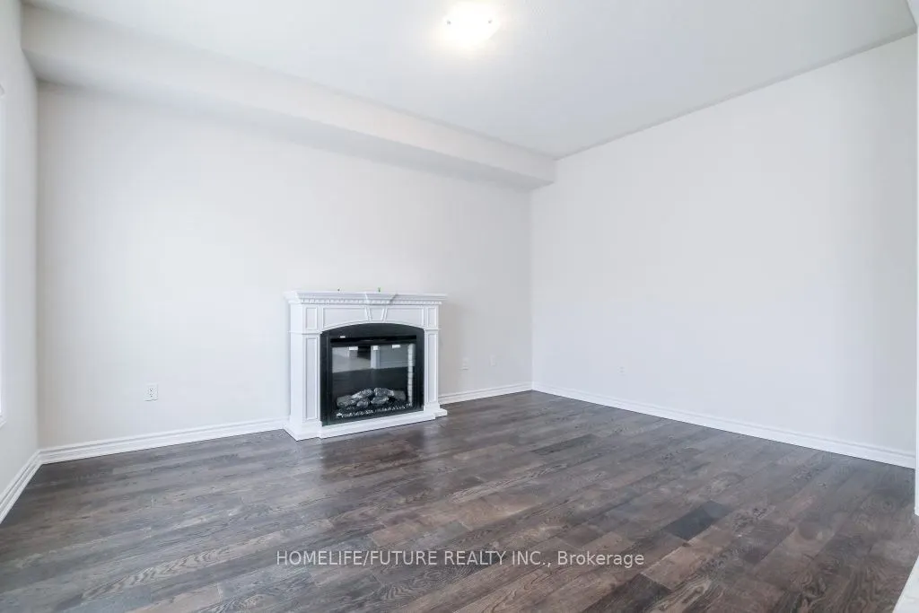 26 Terry Clayton Avenue