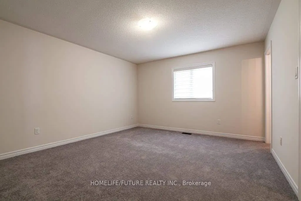 26 Terry Clayton Avenue