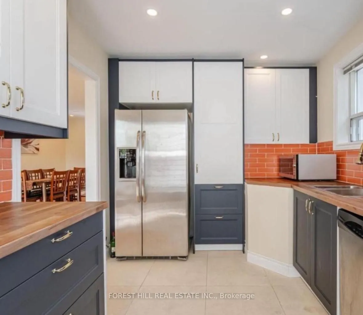 374 Browndale Crescent