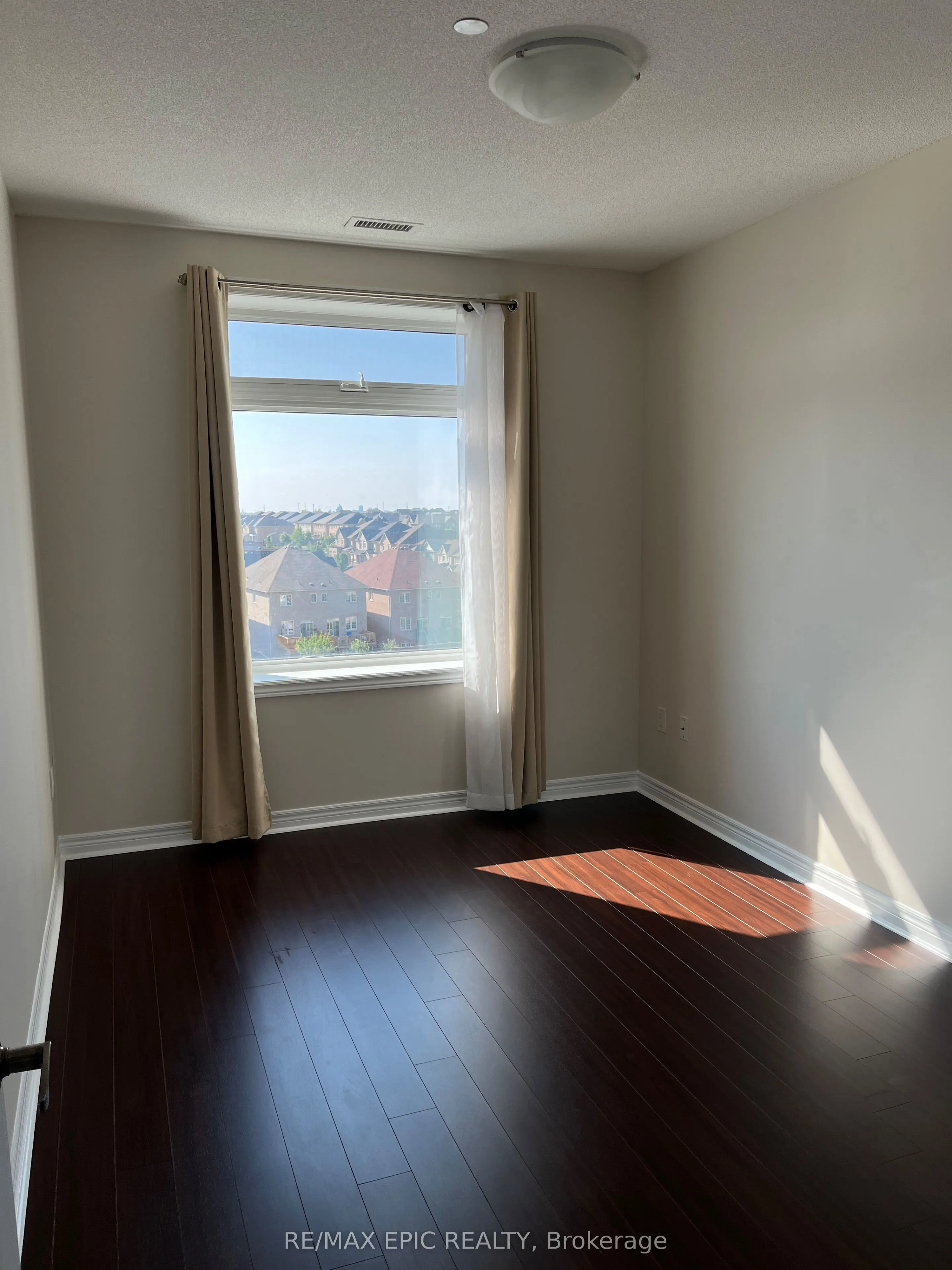 7325 Markham Road, #512