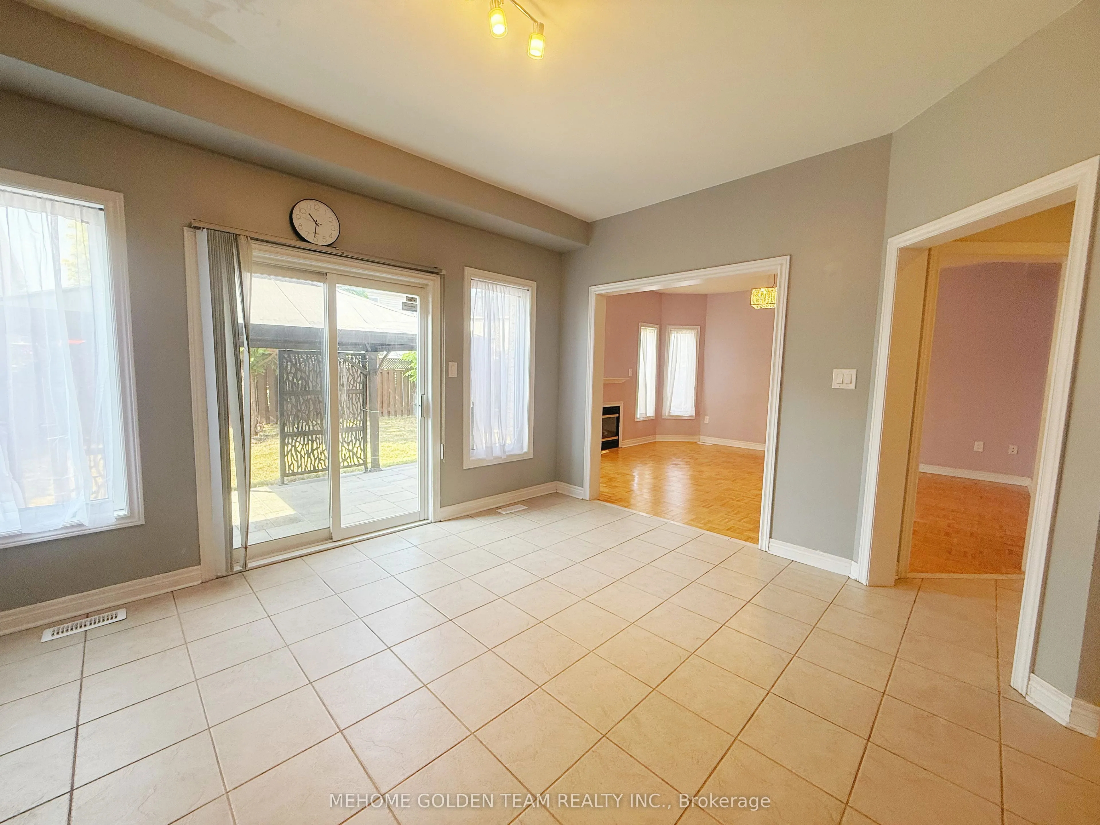 31 Ferncliffe Crescent