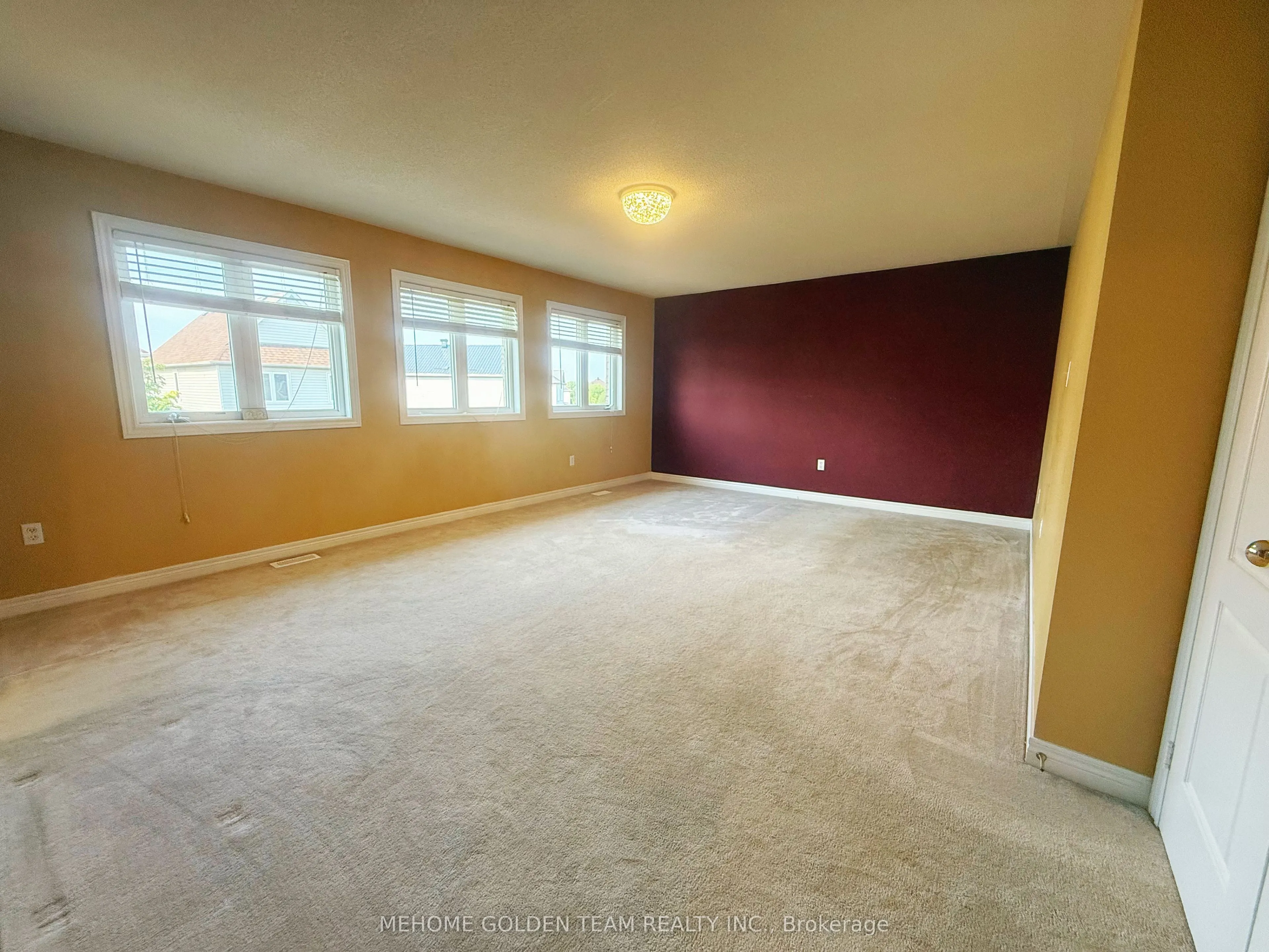 31 Ferncliffe Crescent
