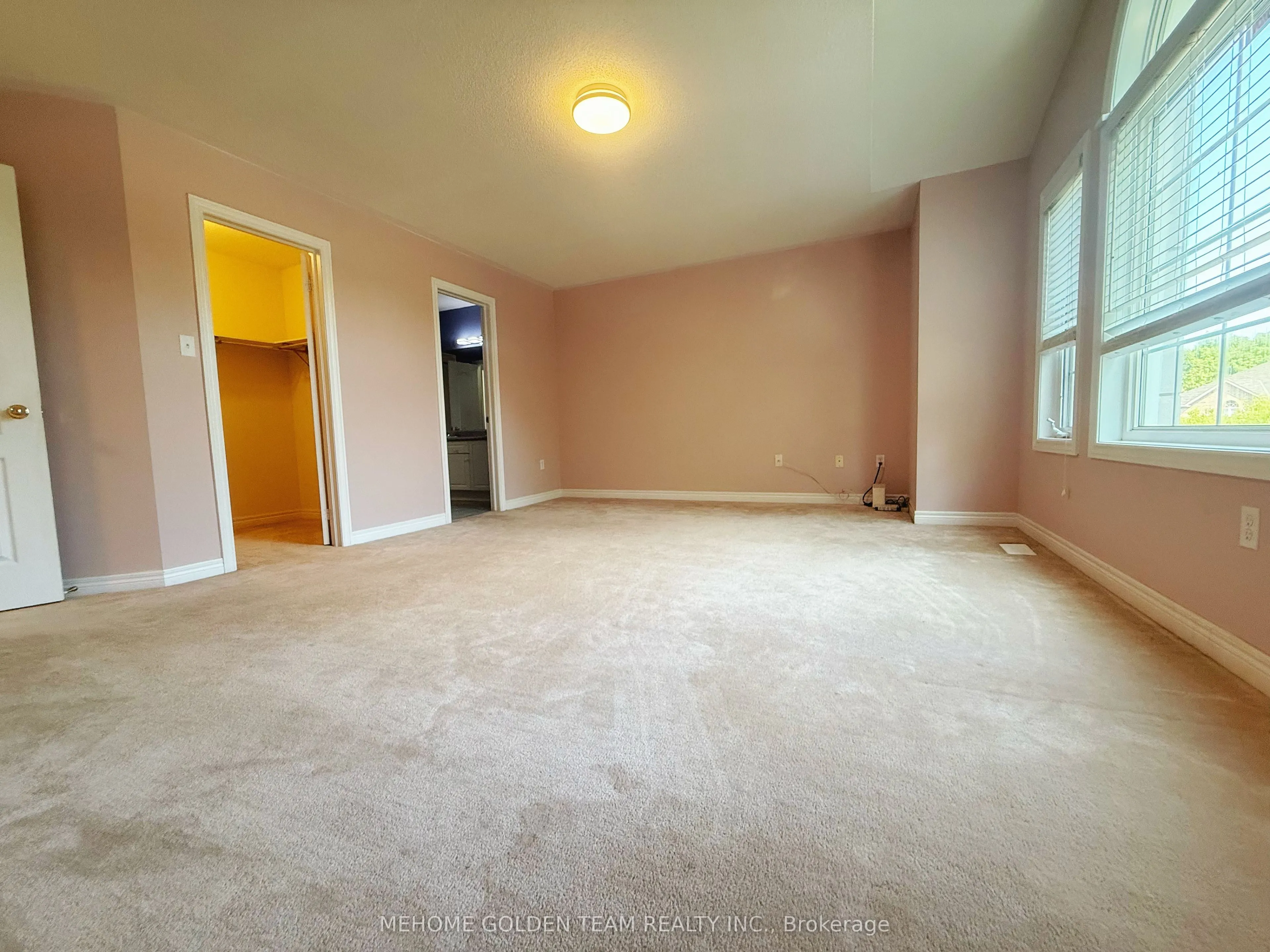 31 Ferncliffe Crescent