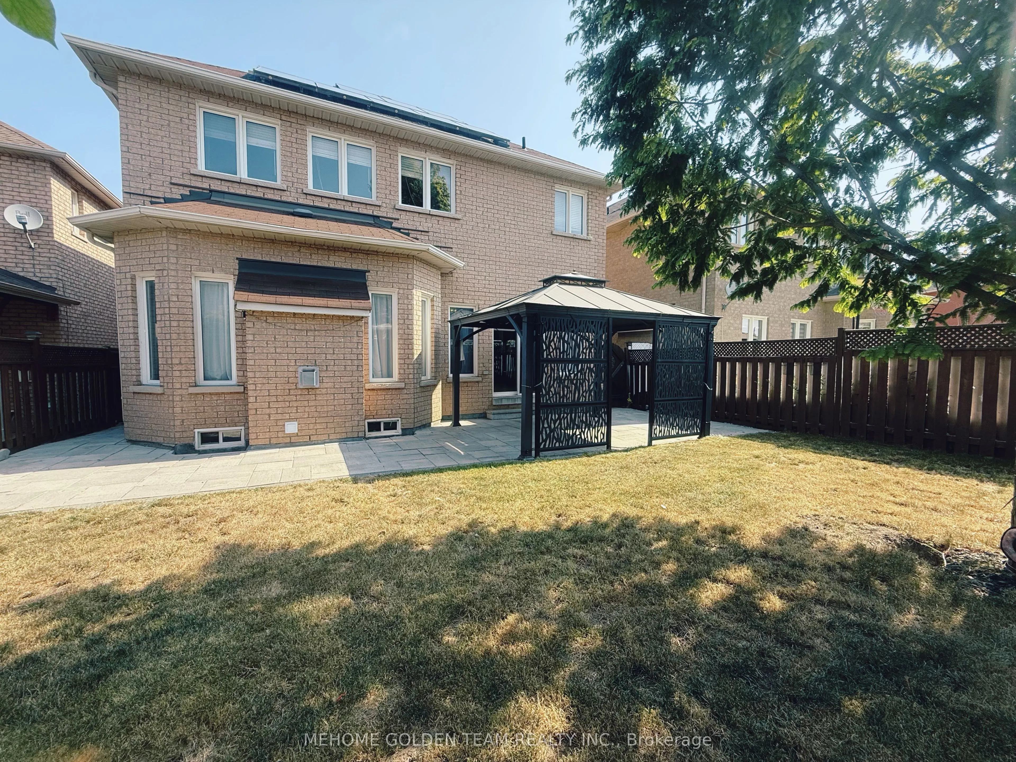 31 Ferncliffe Crescent