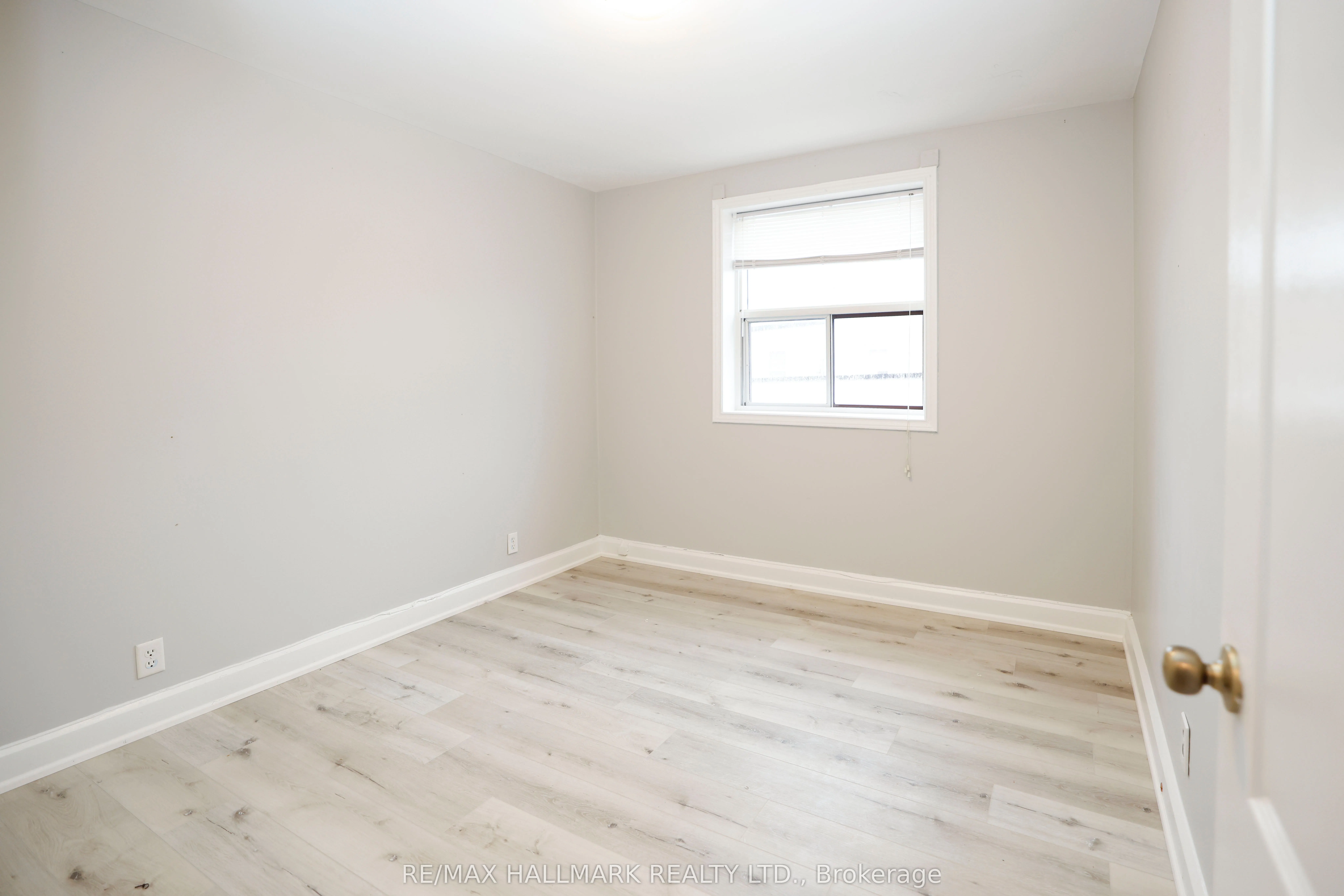 37 Holland Street, #1