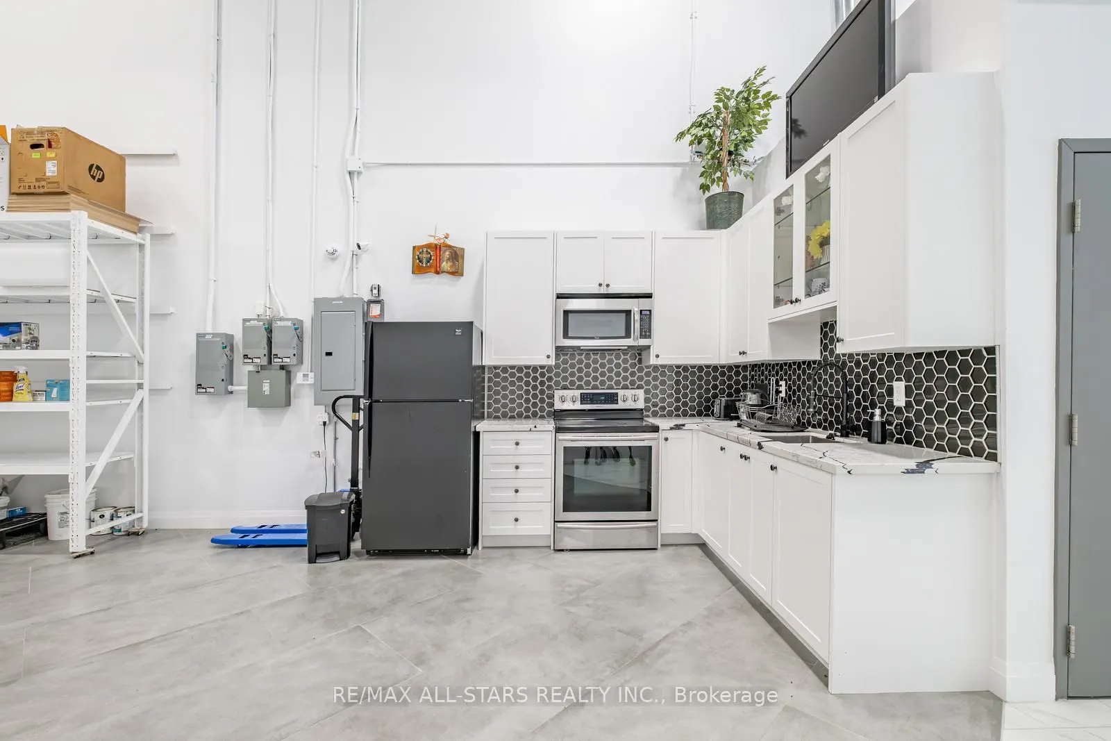 200 Mostar Street, #A101