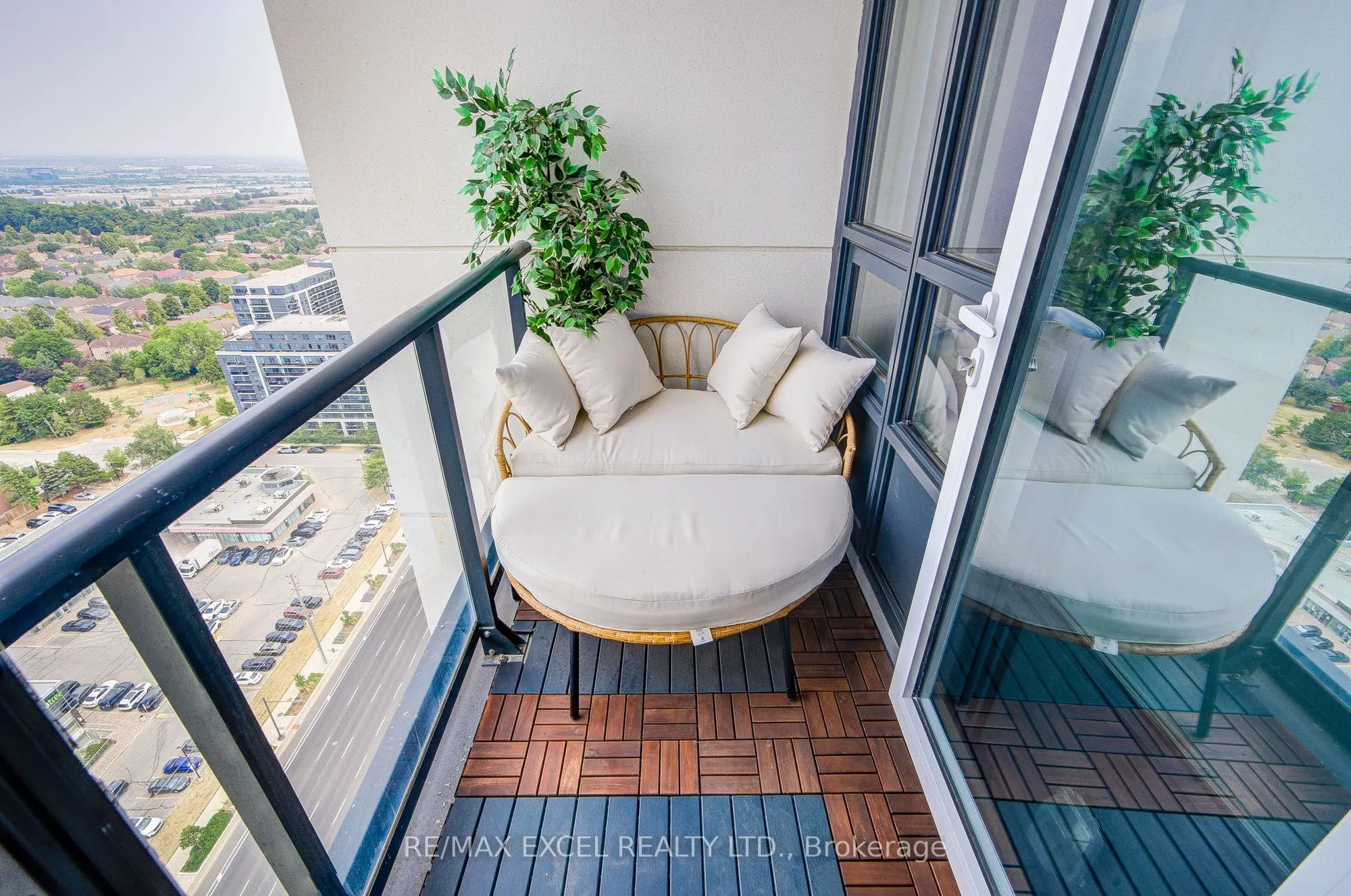 12 Gandhi Lane, #2815