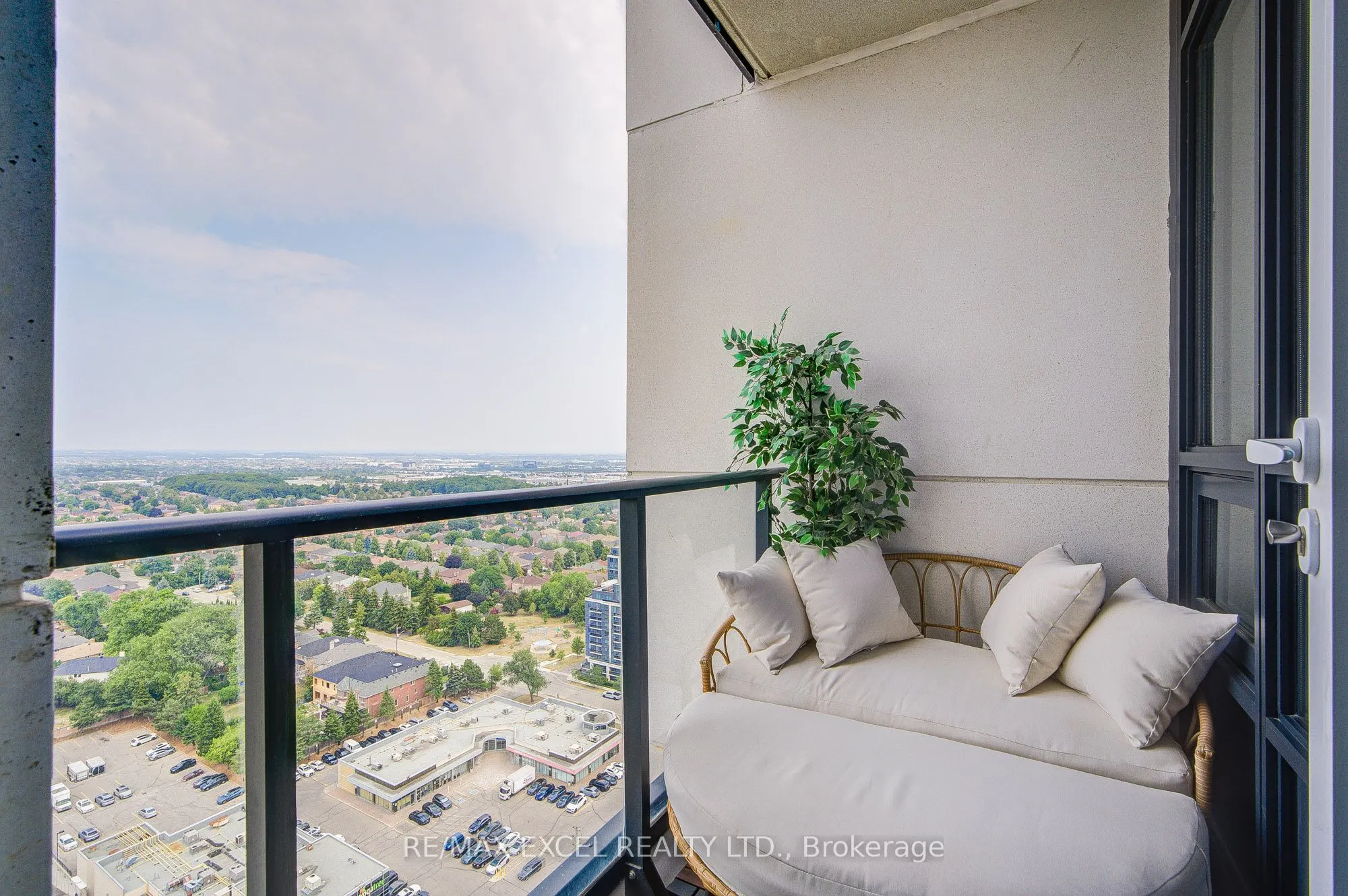12 Gandhi Lane, #2815