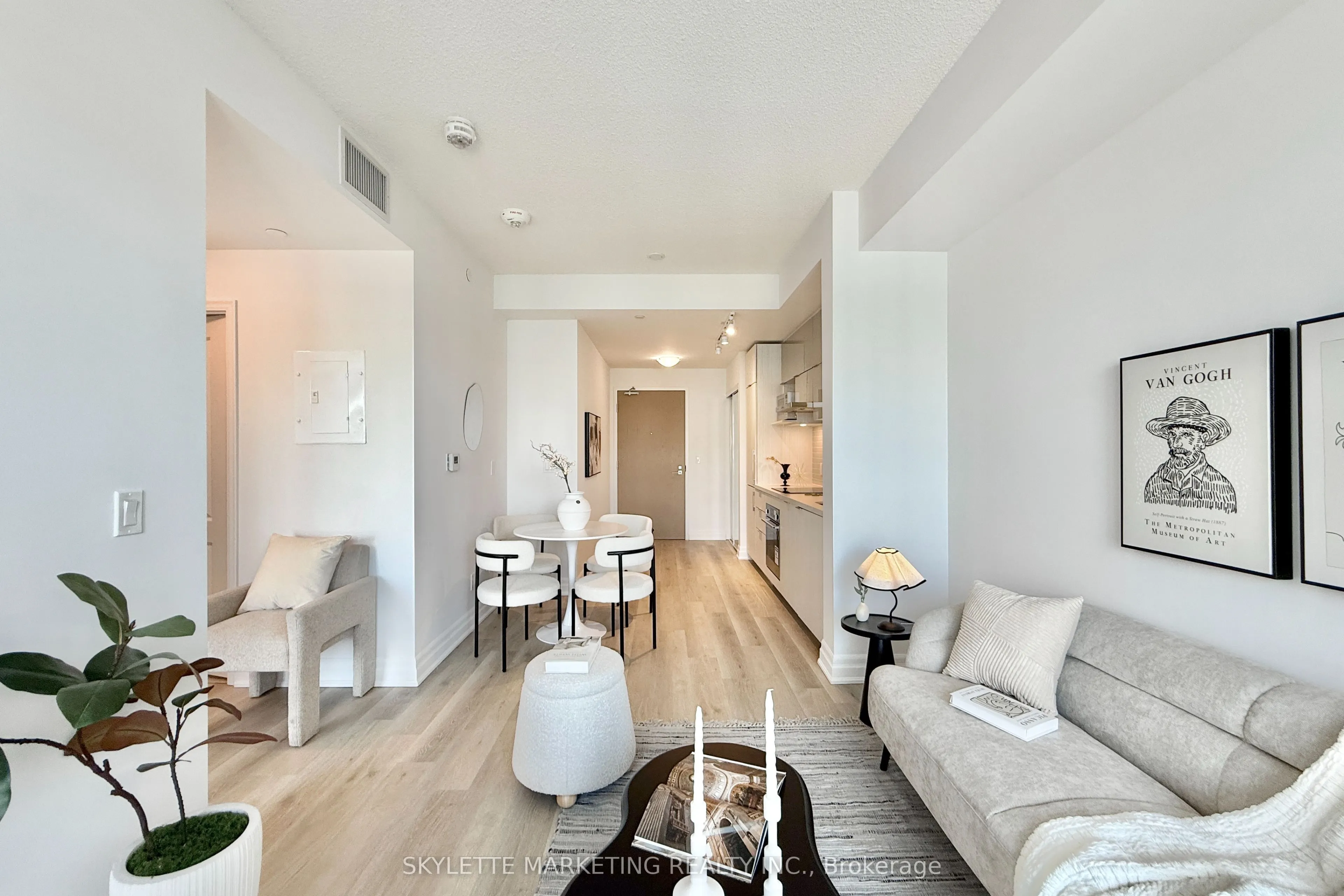 8 Rouge Valley Drive W, #718