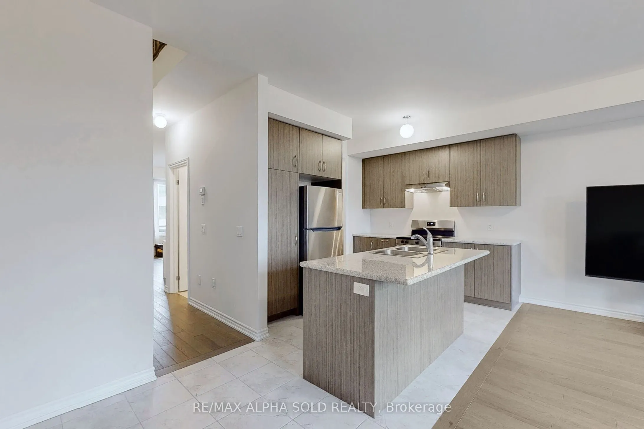 66 Puisaya Drive