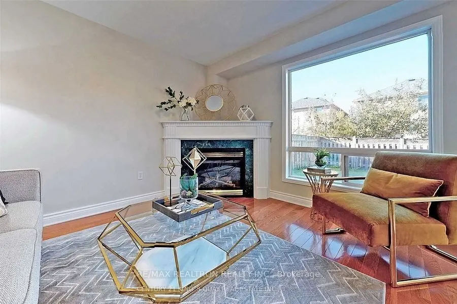 11 Selkirk Drive