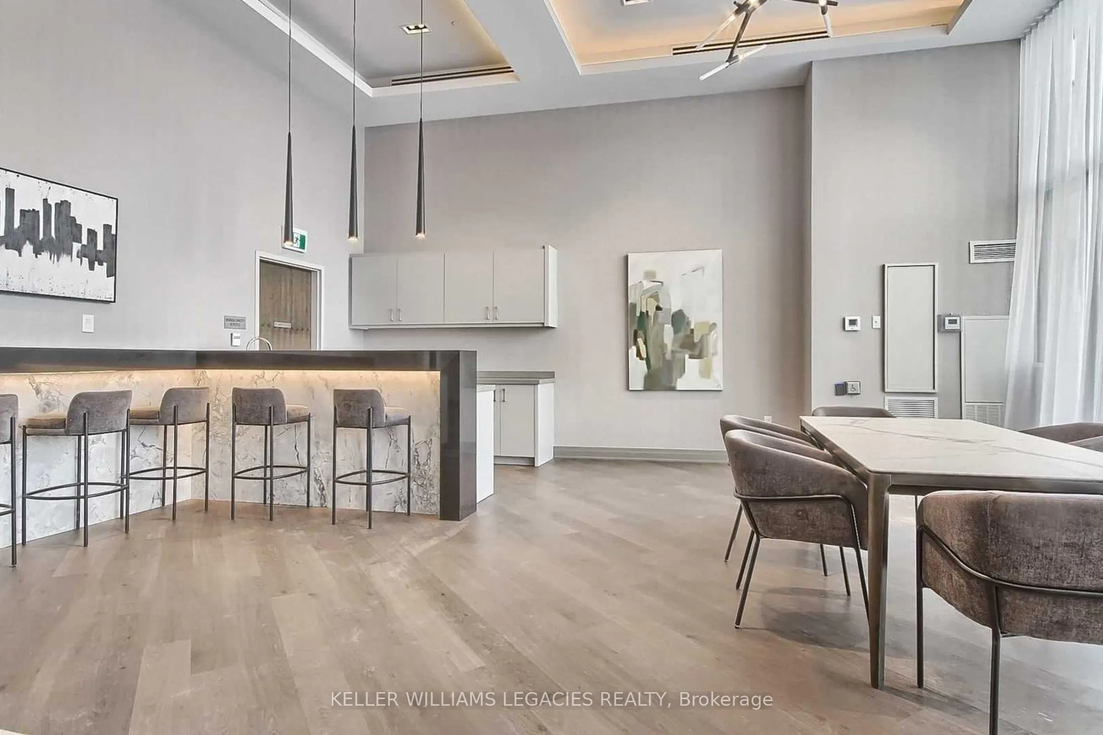 100 Eagle Rock Way, #211