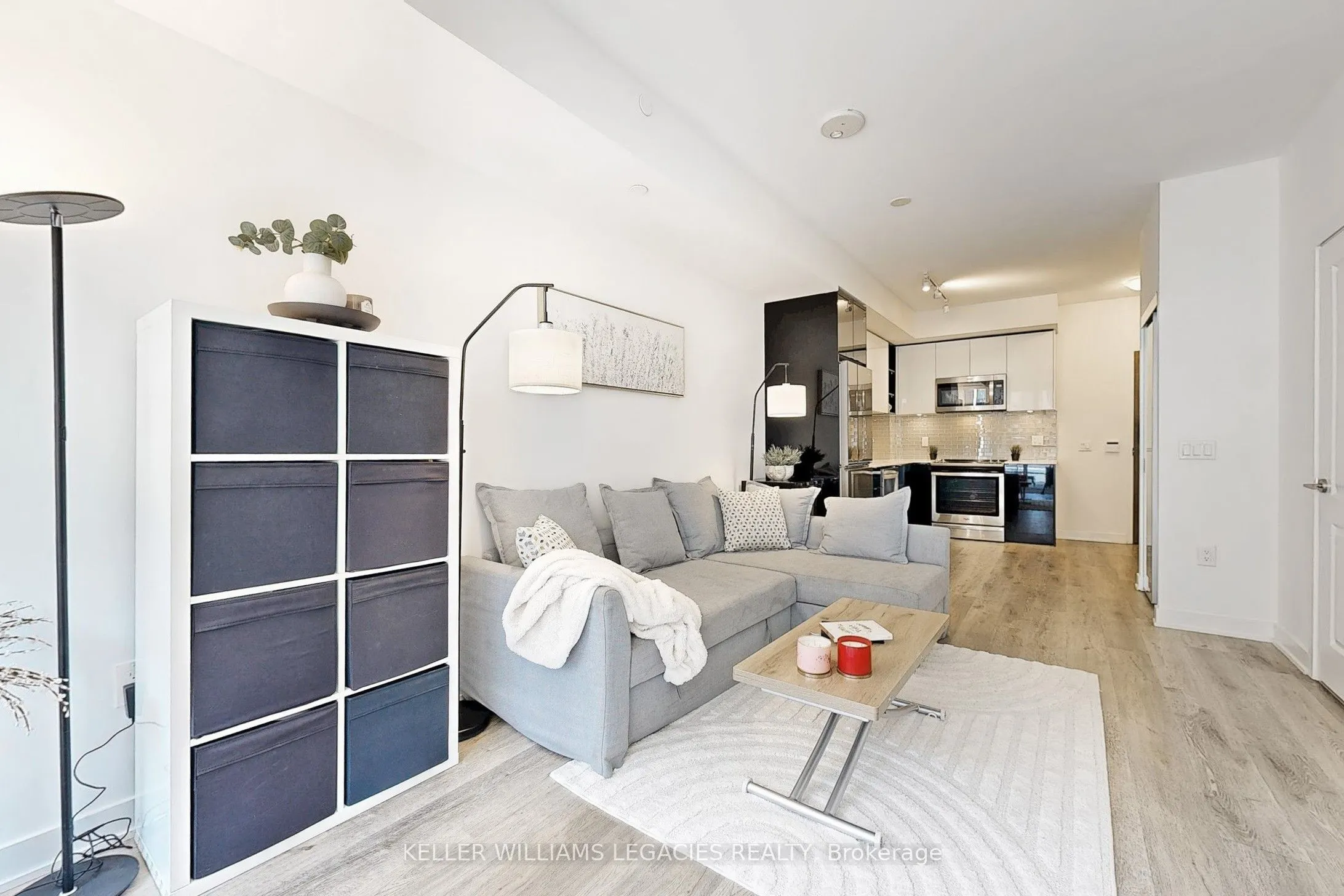 100 Eagle Rock Way, #211
