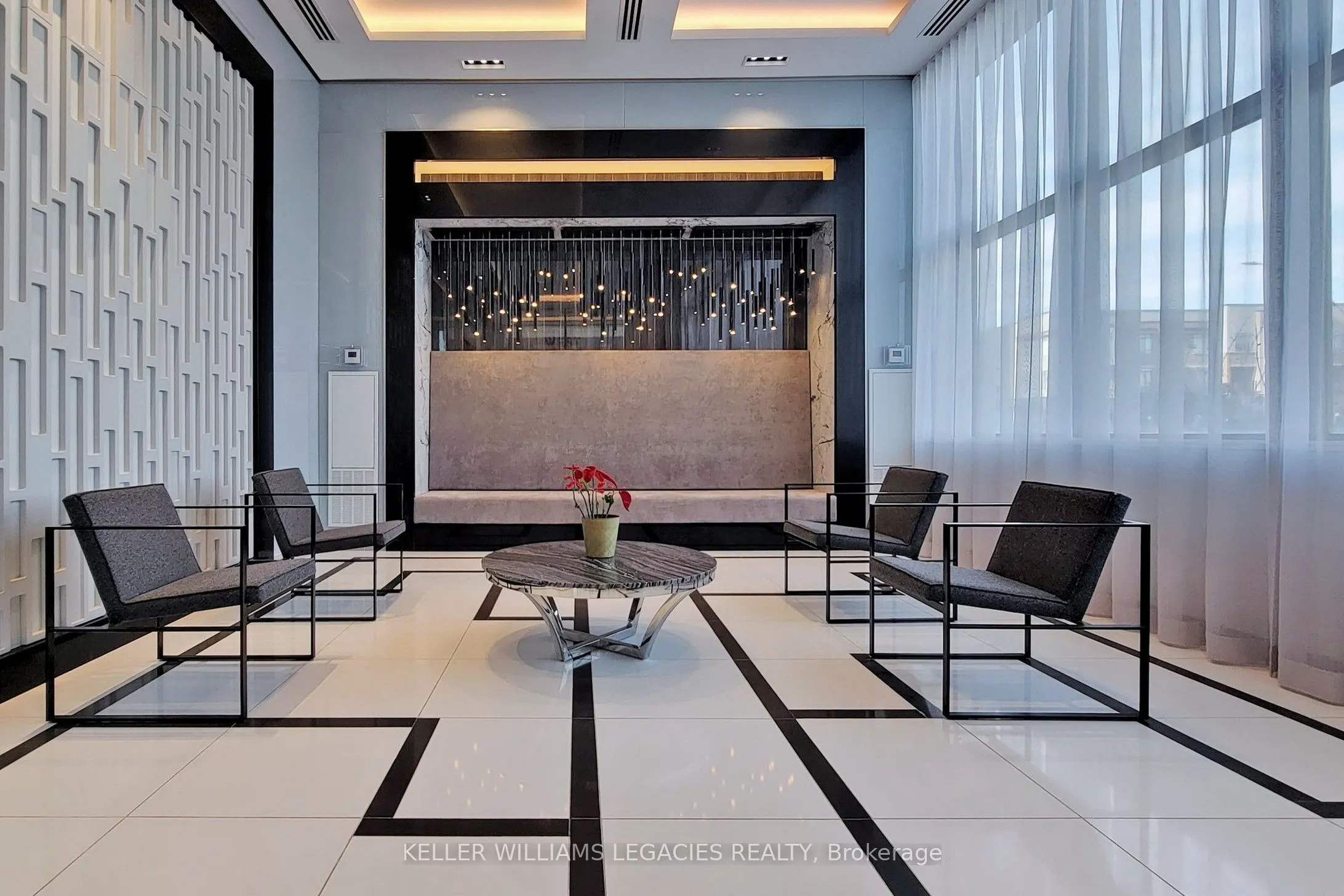 100 Eagle Rock Way, #211