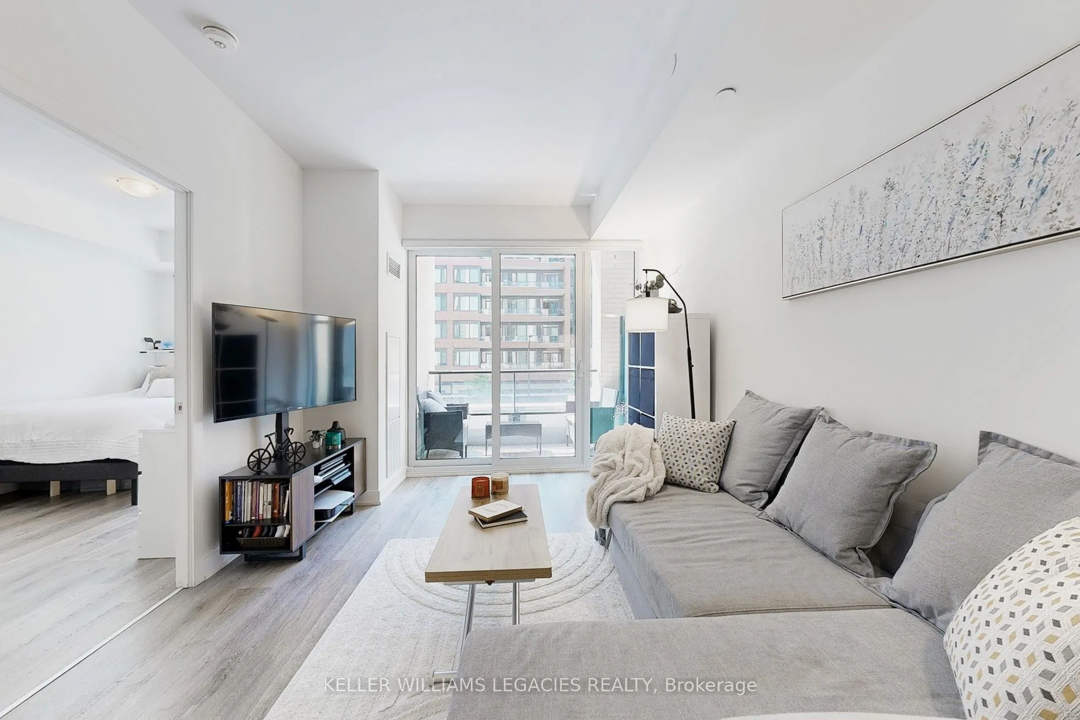 100 Eagle Rock Way, #211
