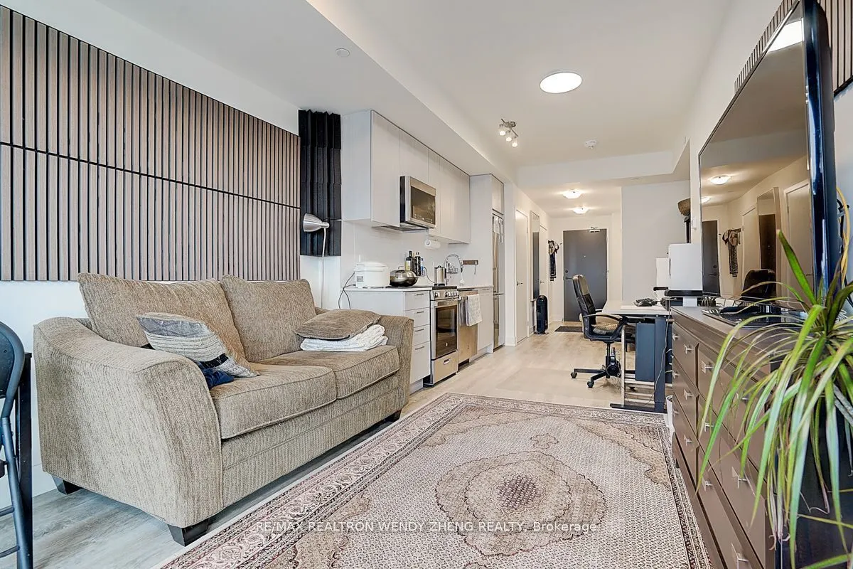 185 Deerfield Road, #1201