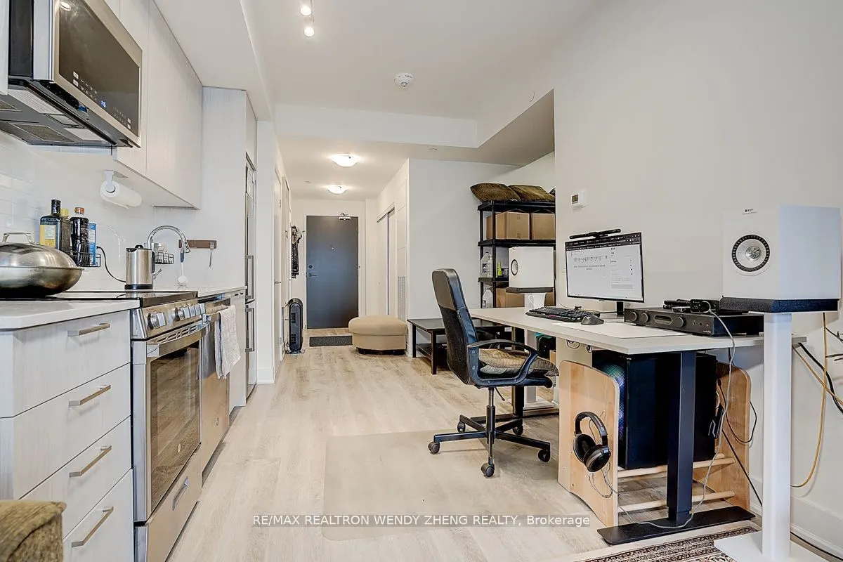 185 Deerfield Road, #1201
