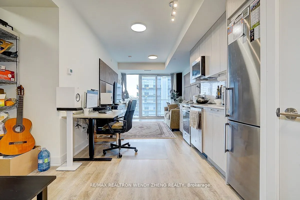 185 Deerfield Road, #1201