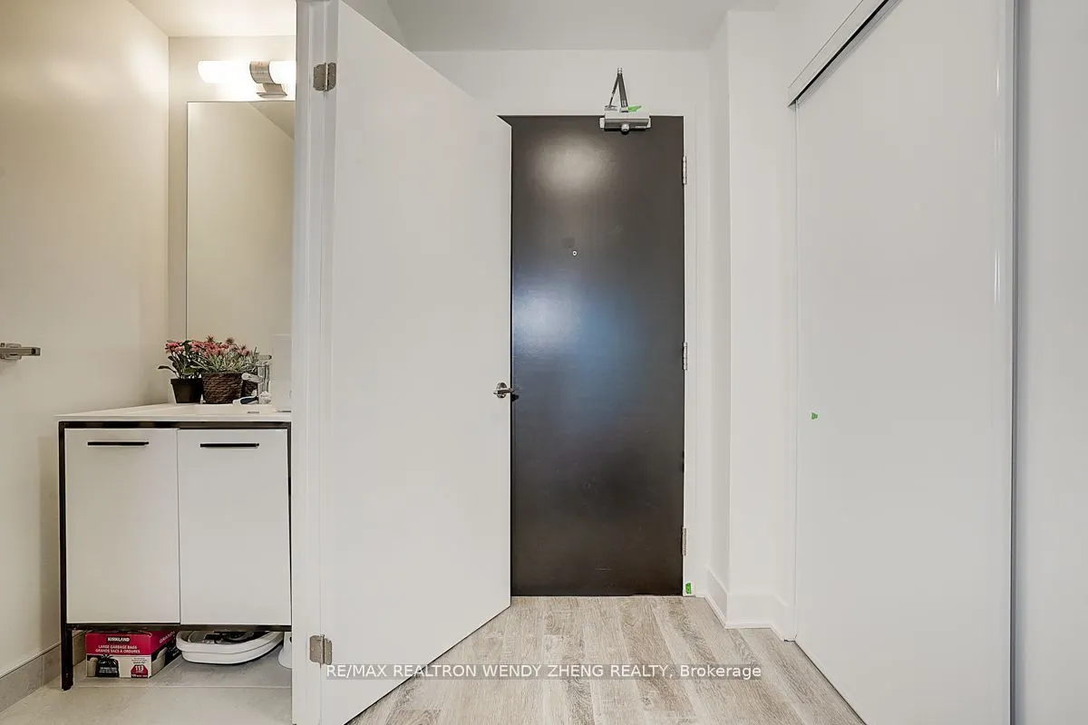185 Deerfield Road, #1201